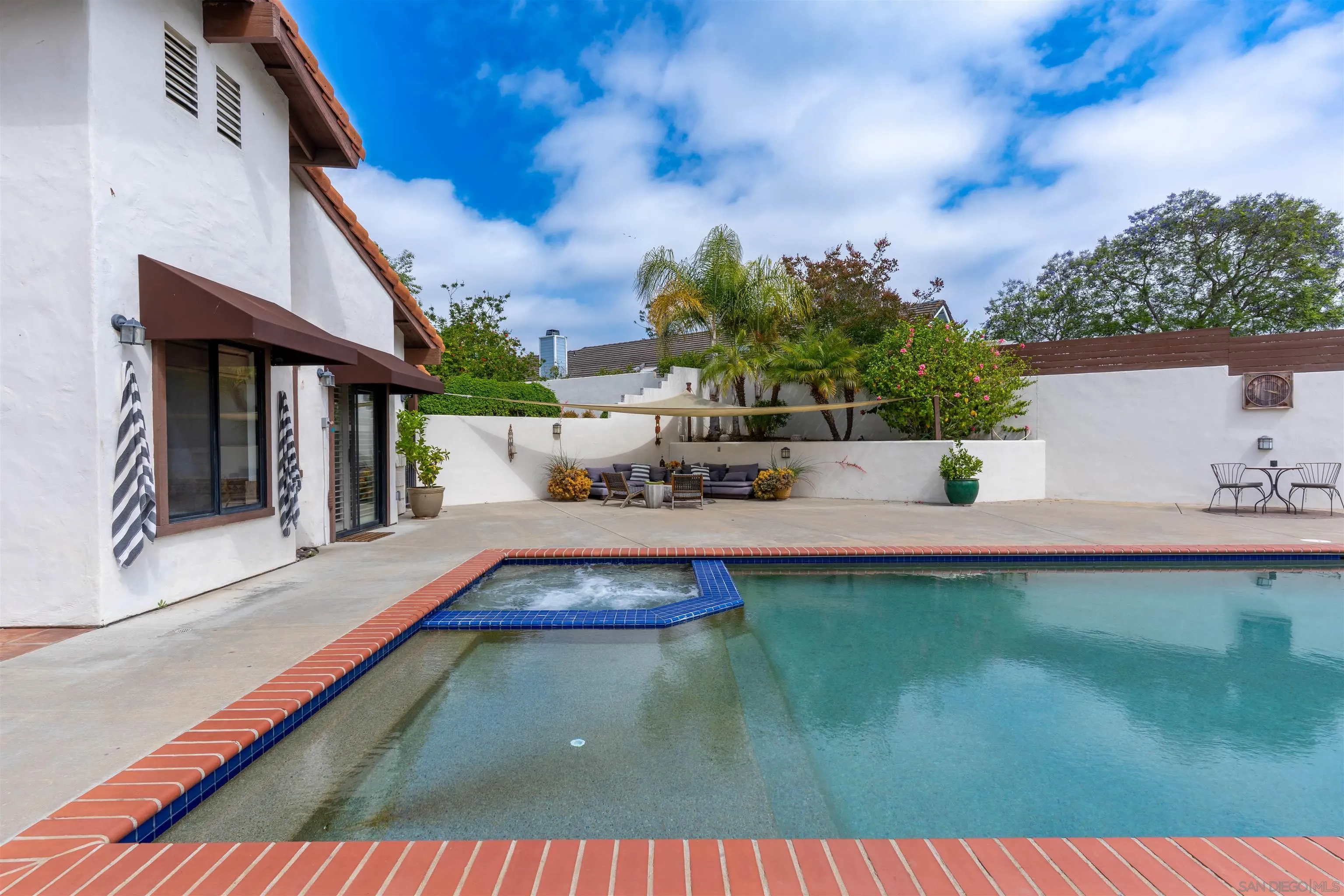 https://cdn.realtyfeed.com/cdn/127/260010737/c6bd475017165fb41279fe3d6c8ea3bd.webp