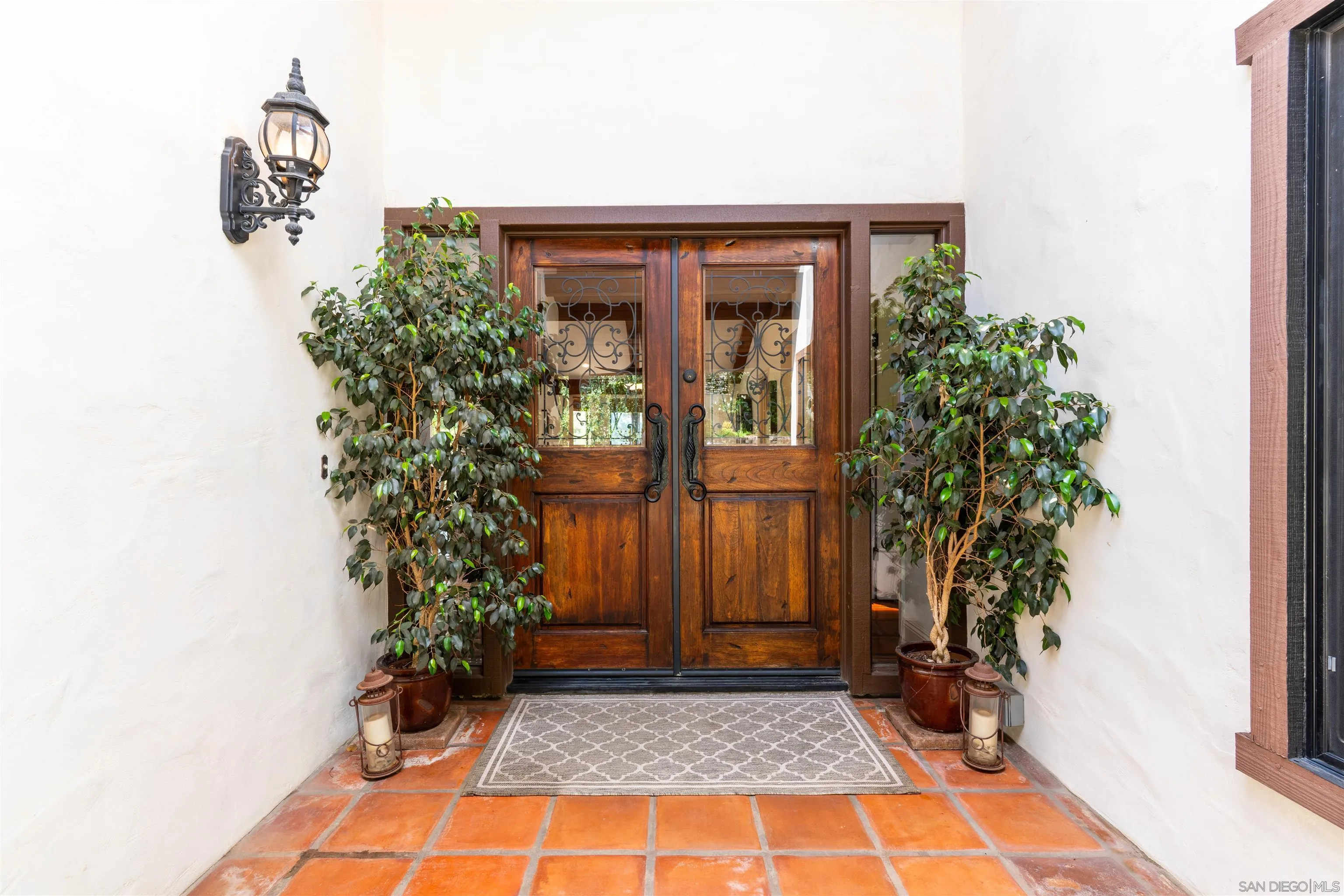 https://cdn.realtyfeed.com/cdn/127/260010737/edd2293c53d182bab35eb6e7aeb17319.webp