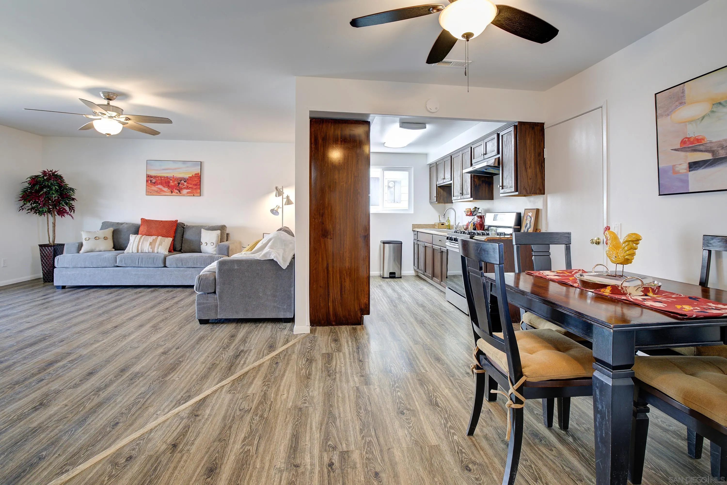 https://cdn.realtyfeed.com/cdn/127/260010738/5a7f6a5eedfce14ecc35da8e09bb61ad.webp