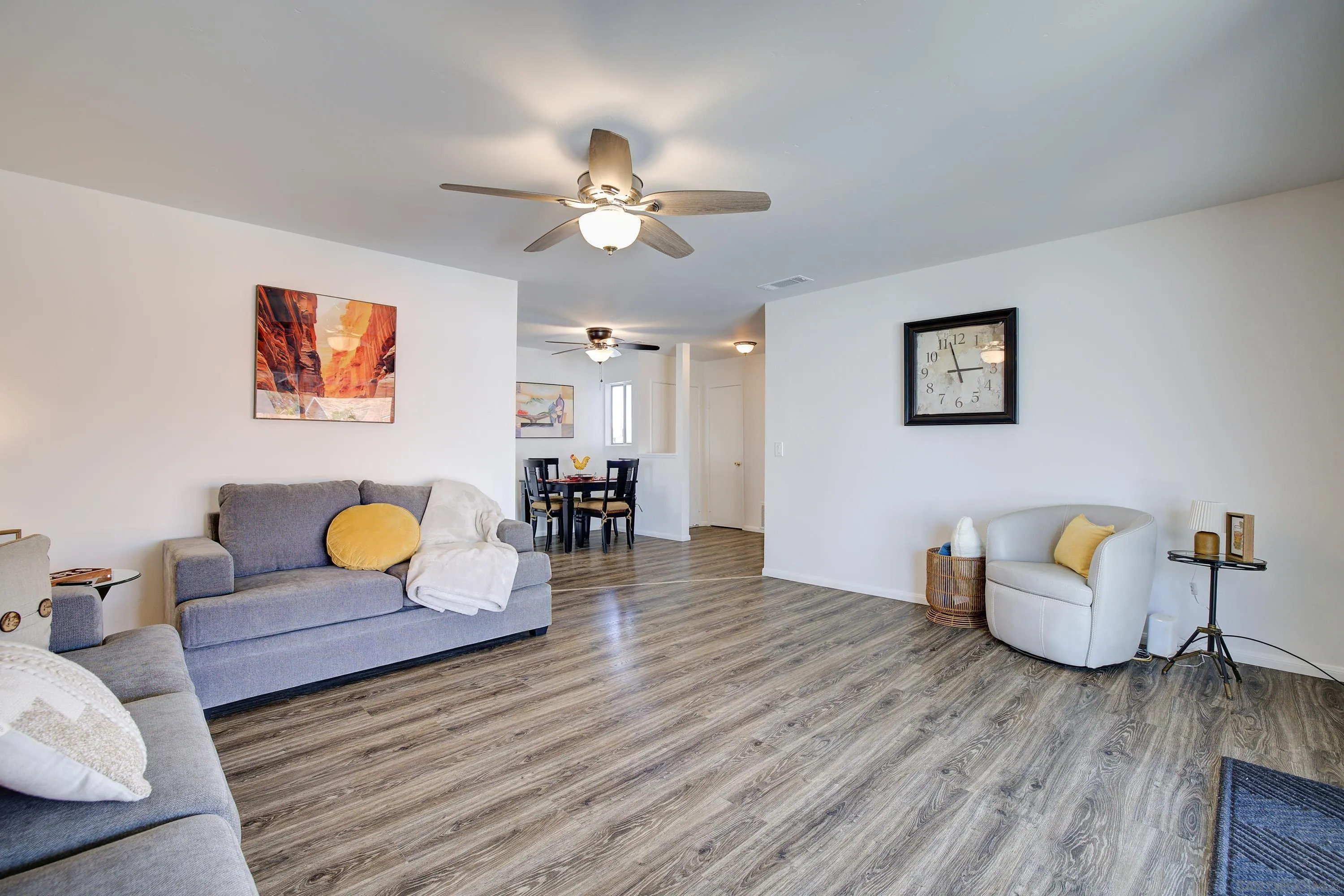 https://cdn.realtyfeed.com/cdn/127/260010738/840ecc8925ae922249d3b3abe3d4c219.webp