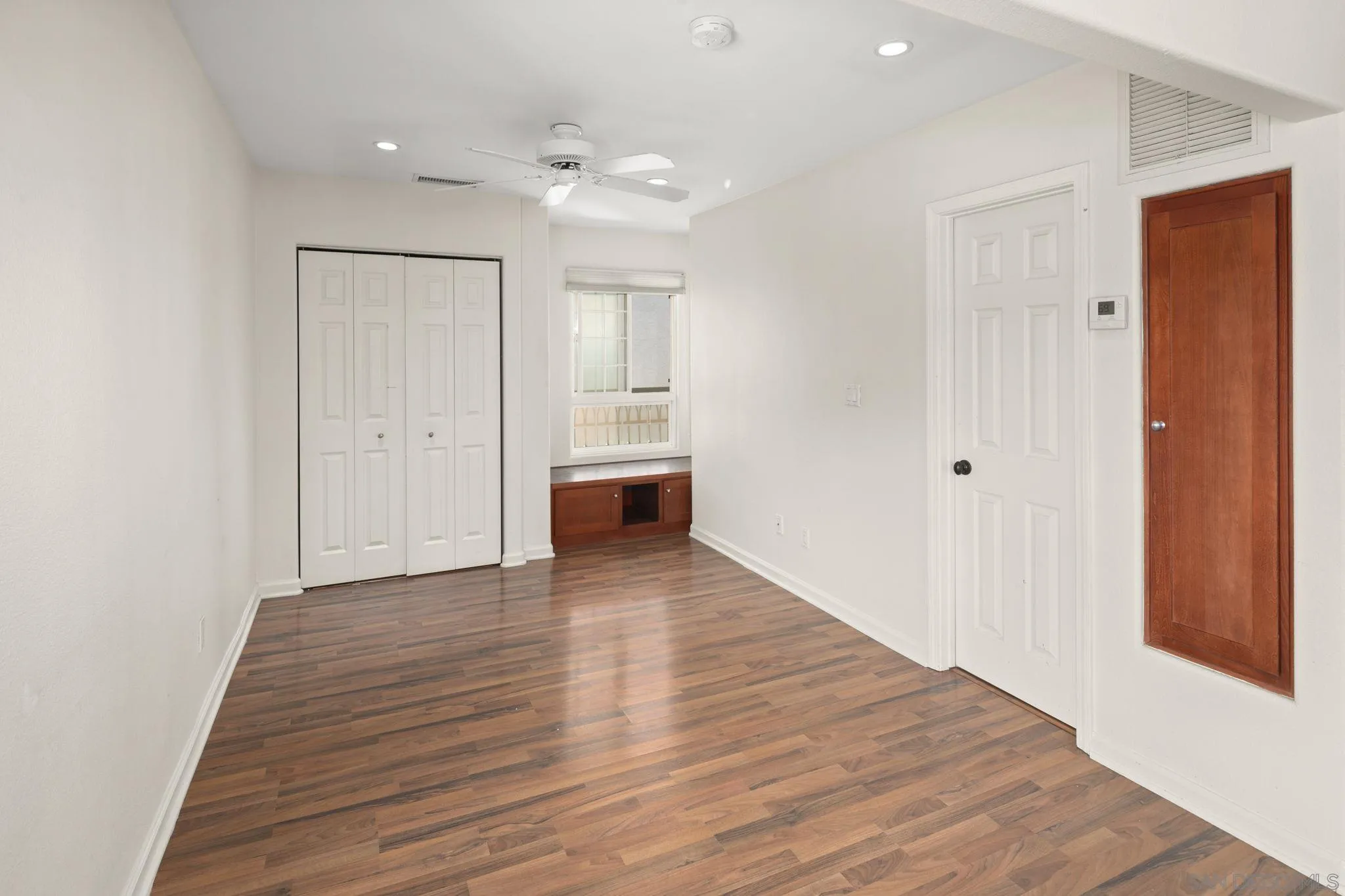 https://cdn.realtyfeed.com/cdn/127/260010739/4602da100feddb385d64f97c00fcedd7.webp