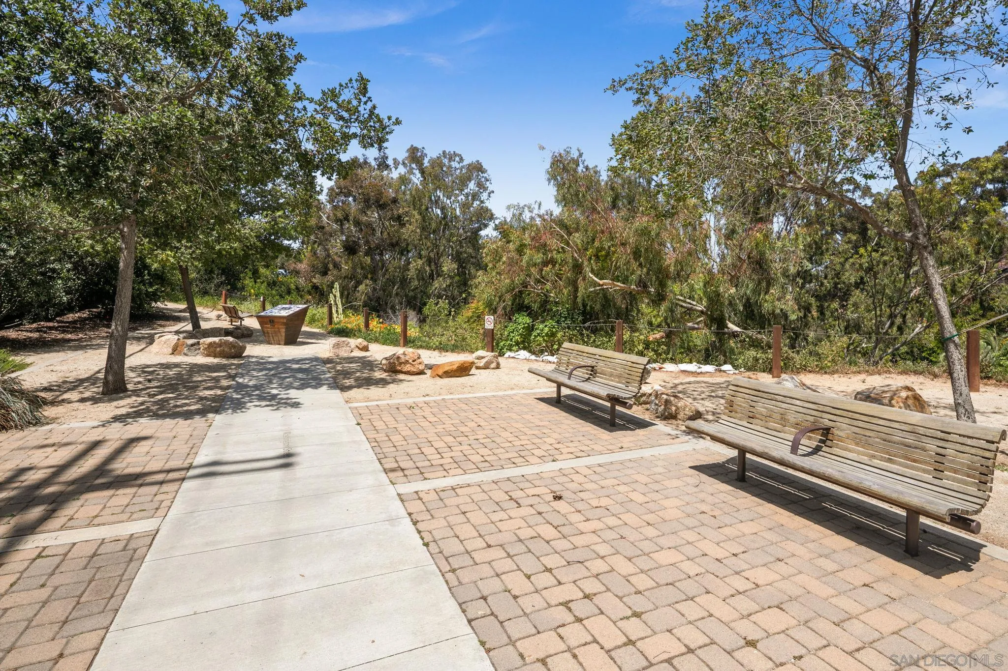Photo #3: 260010739 Listing: Photo #3
