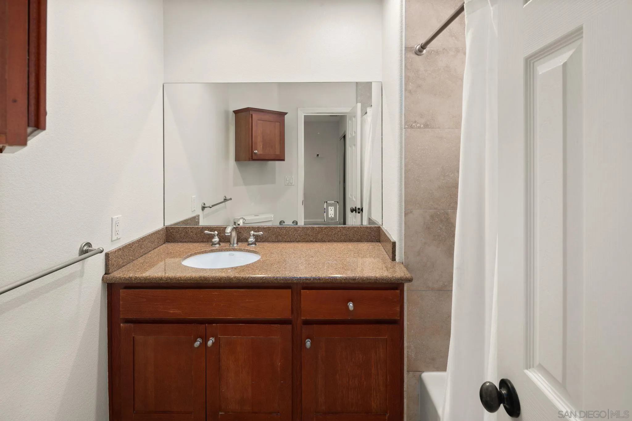 https://cdn.realtyfeed.com/cdn/127/260010739/6b1406d33e26623d8749e8fc2a45b2c3.webp
