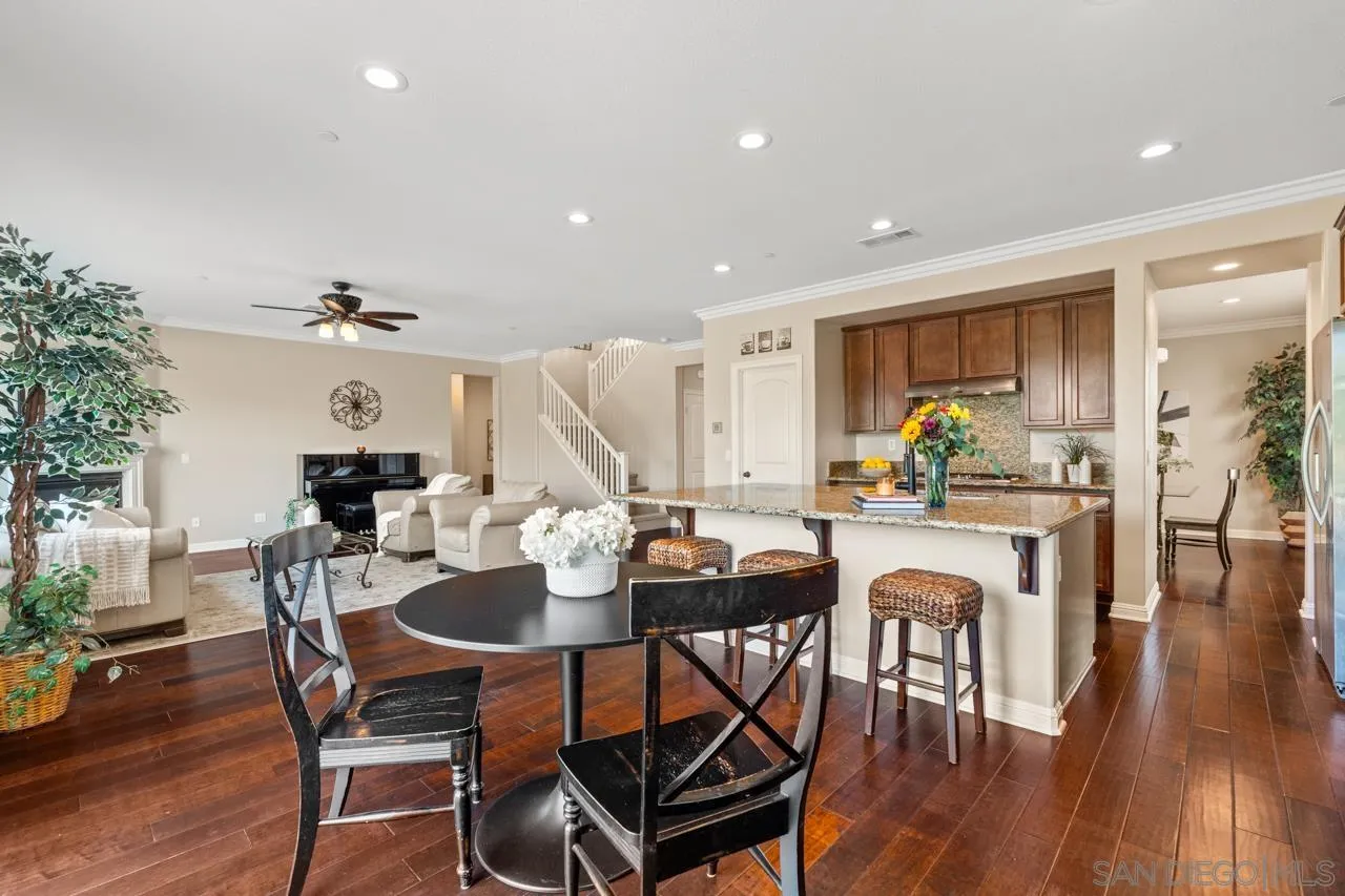 https://cdn.realtyfeed.com/cdn/127/260010742/e253d8e5f433da8542c31541ce74cd8b.webp