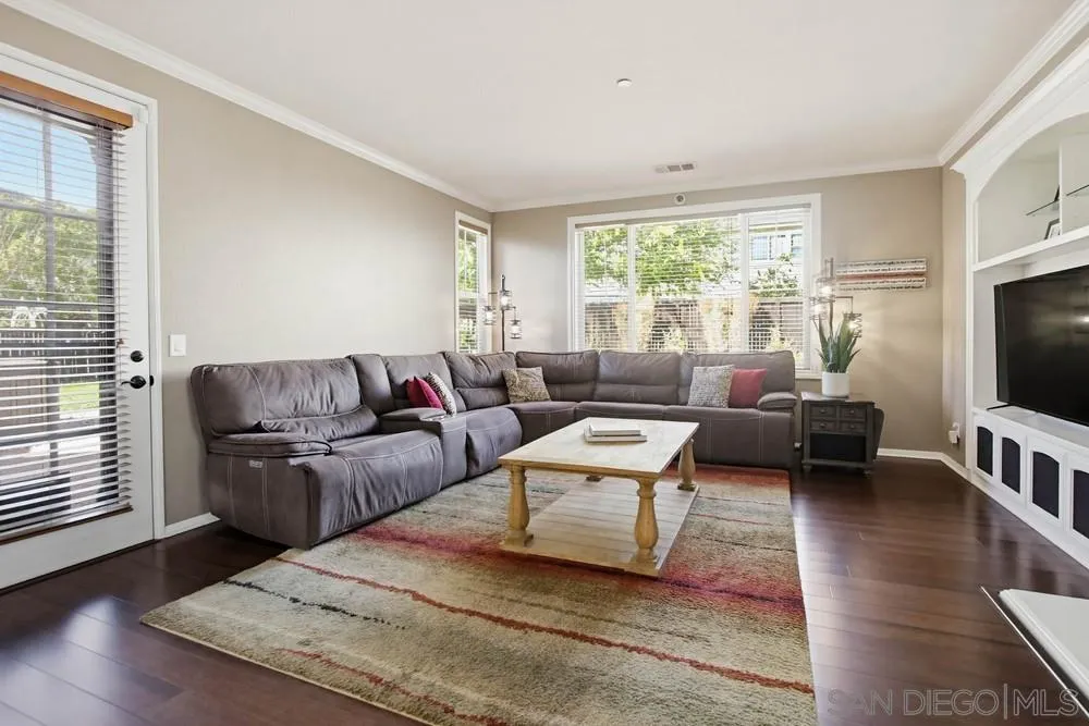 https://cdn.realtyfeed.com/cdn/127/260010744/057d4d2462bbeafef8c339fdb36342a9.webp