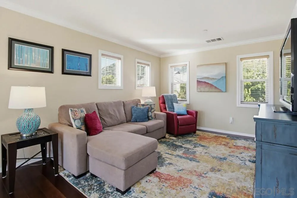 https://cdn.realtyfeed.com/cdn/127/260010744/5a132e1aafe5ec1e451f9128042c24a3.webp