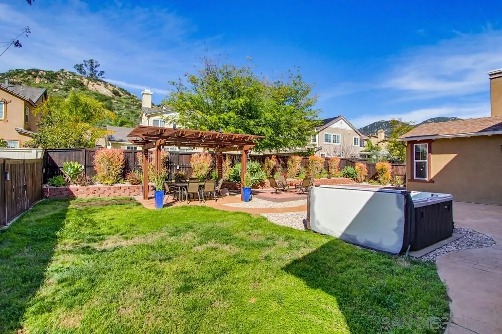 https://cdn.realtyfeed.com/cdn/127/260010744/8d3a8a152dd6753906e37e2d696e6177.webp