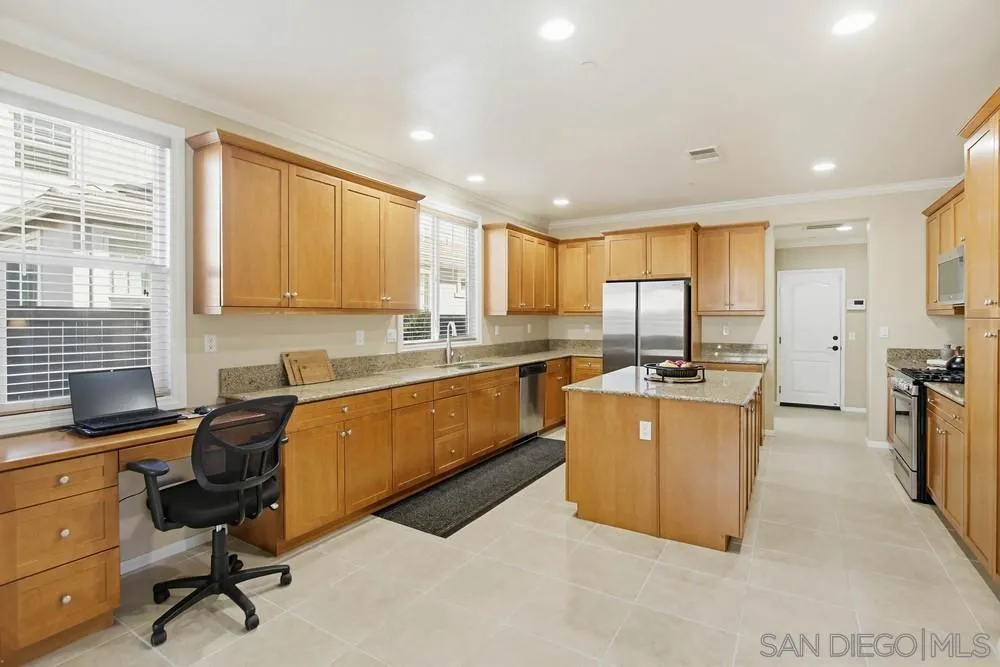 https://cdn.realtyfeed.com/cdn/127/260010744/b2747bacf0a8b0bfb73f66e3d33e8f16.webp