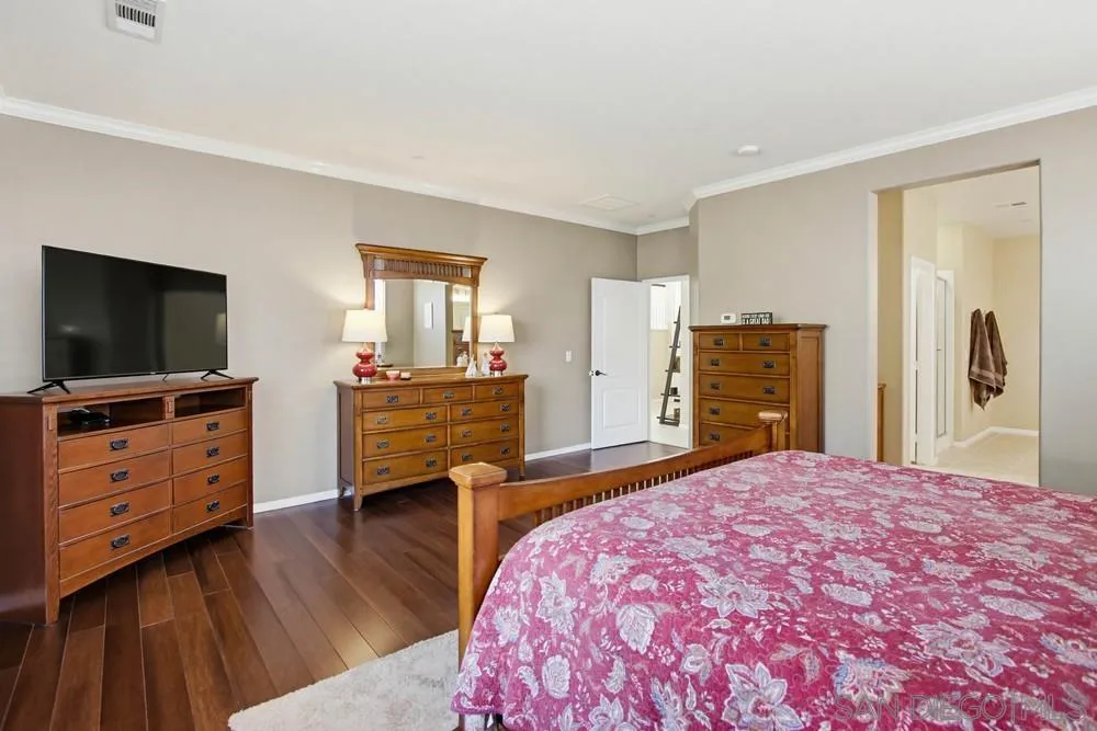 https://cdn.realtyfeed.com/cdn/127/260010744/b5c7efd920cb0d1ecace1a0bd573c531.webp