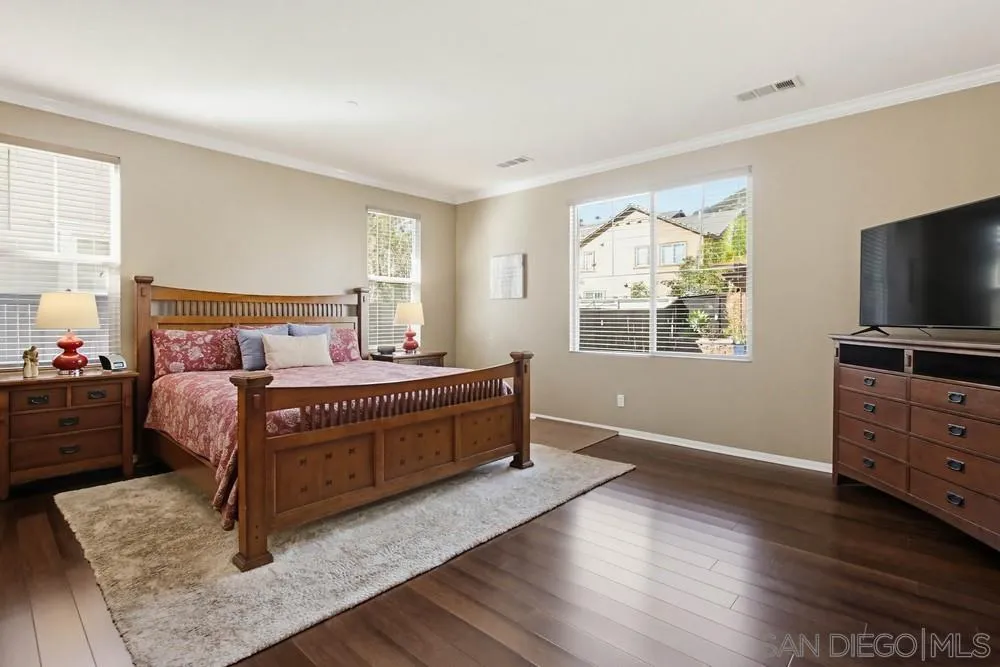https://cdn.realtyfeed.com/cdn/127/260010744/de508321a05900c5058472cda8843d5f.webp