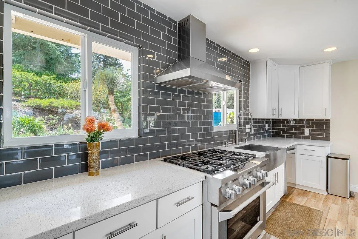 https://cdn.realtyfeed.com/cdn/127/260010745/126bb97a6abc0a3953eb15c2c5c4fb8f.webp