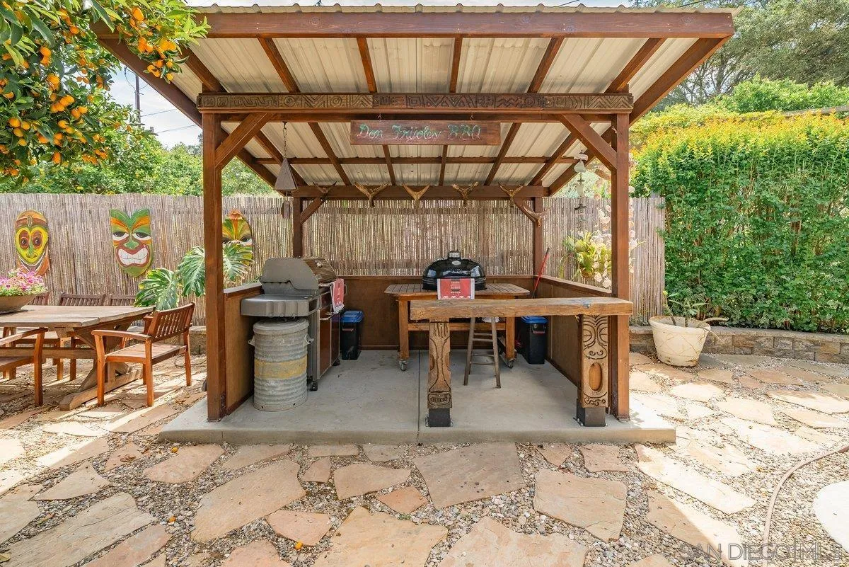 https://cdn.realtyfeed.com/cdn/127/260010745/417fb3bb51969428be92dd7cbcb3173e.webp