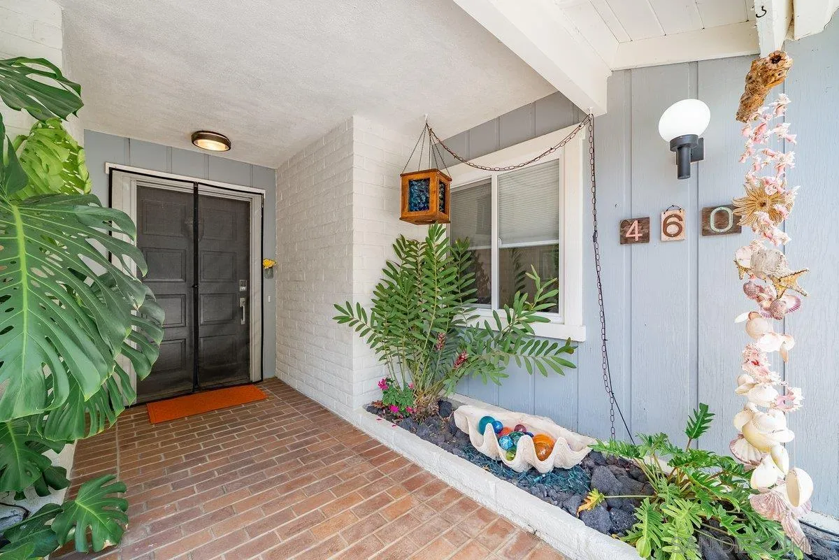 https://cdn.realtyfeed.com/cdn/127/260010745/5bfe2c11a4c31e576324bdc119b00ecf.webp