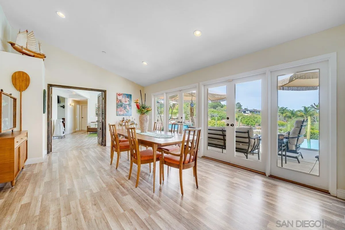https://cdn.realtyfeed.com/cdn/127/260010745/8b27122a58f2001022c2e8f9b7a8e7ce.webp