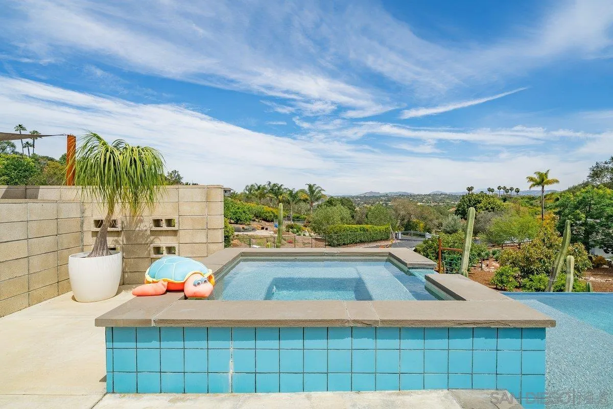 https://cdn.realtyfeed.com/cdn/127/260010745/8e22b6f81ee86aae5d5b337fbfb6b9fe.webp