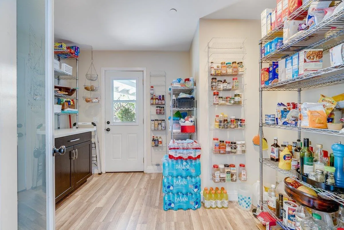 https://cdn.realtyfeed.com/cdn/127/260010745/bf5a014583d1ecdd8f71084ffafe9b5a.webp