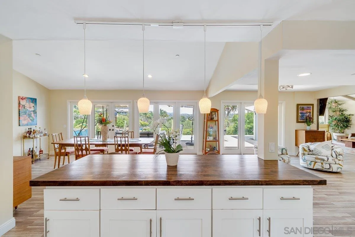 https://cdn.realtyfeed.com/cdn/127/260010745/d1746fc55d725eb3965736d7b5504c03.webp