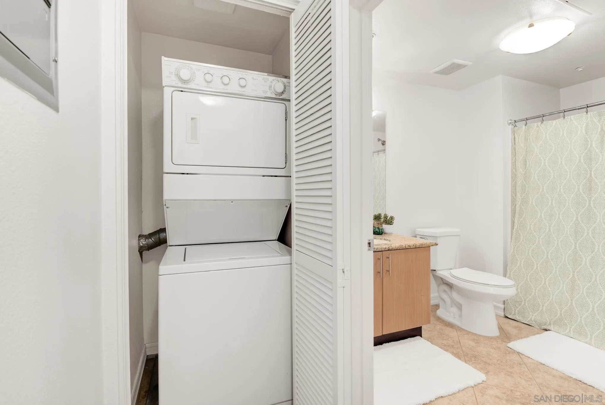 Photo #17: 260010747 Listing: Photo #17