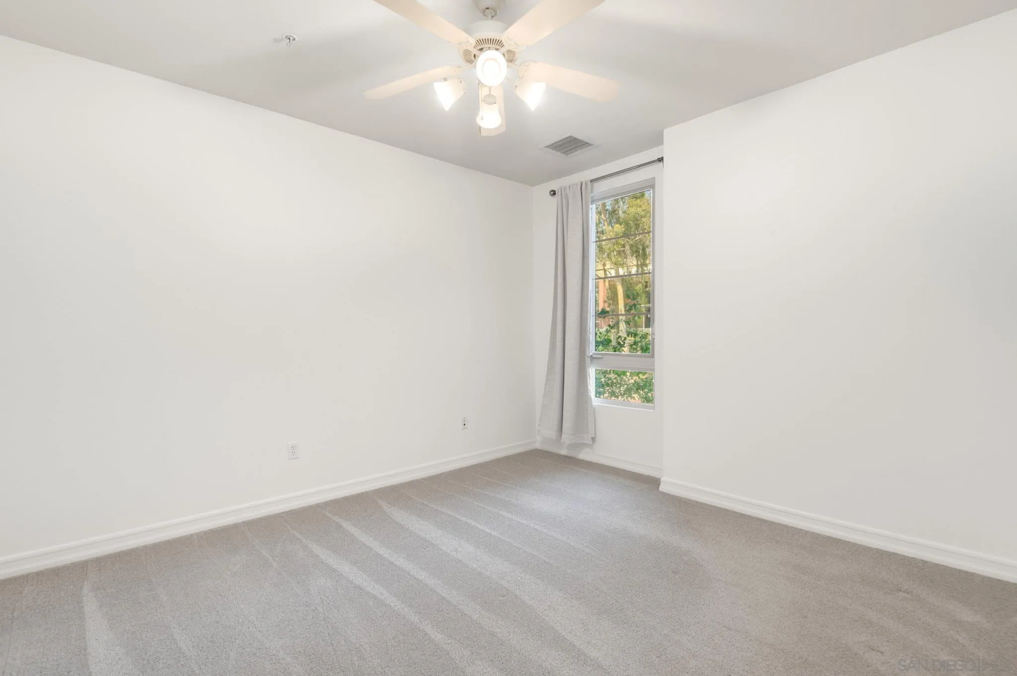 Photo #13: 260010747 Listing: Photo #13