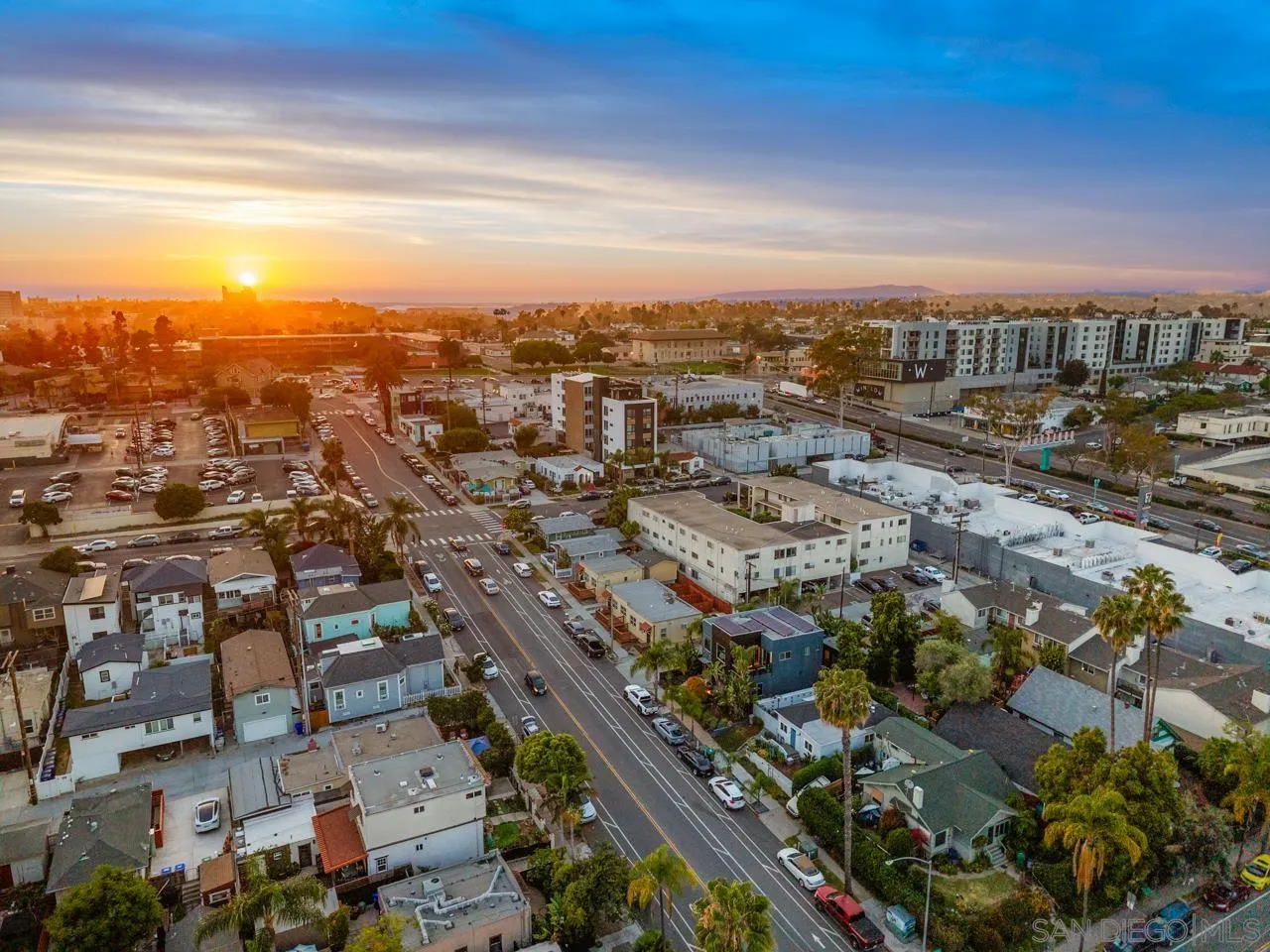 https://cdn.realtyfeed.com/cdn/127/260010749/7cd2016026d6950440b1fc2930be4607.webp