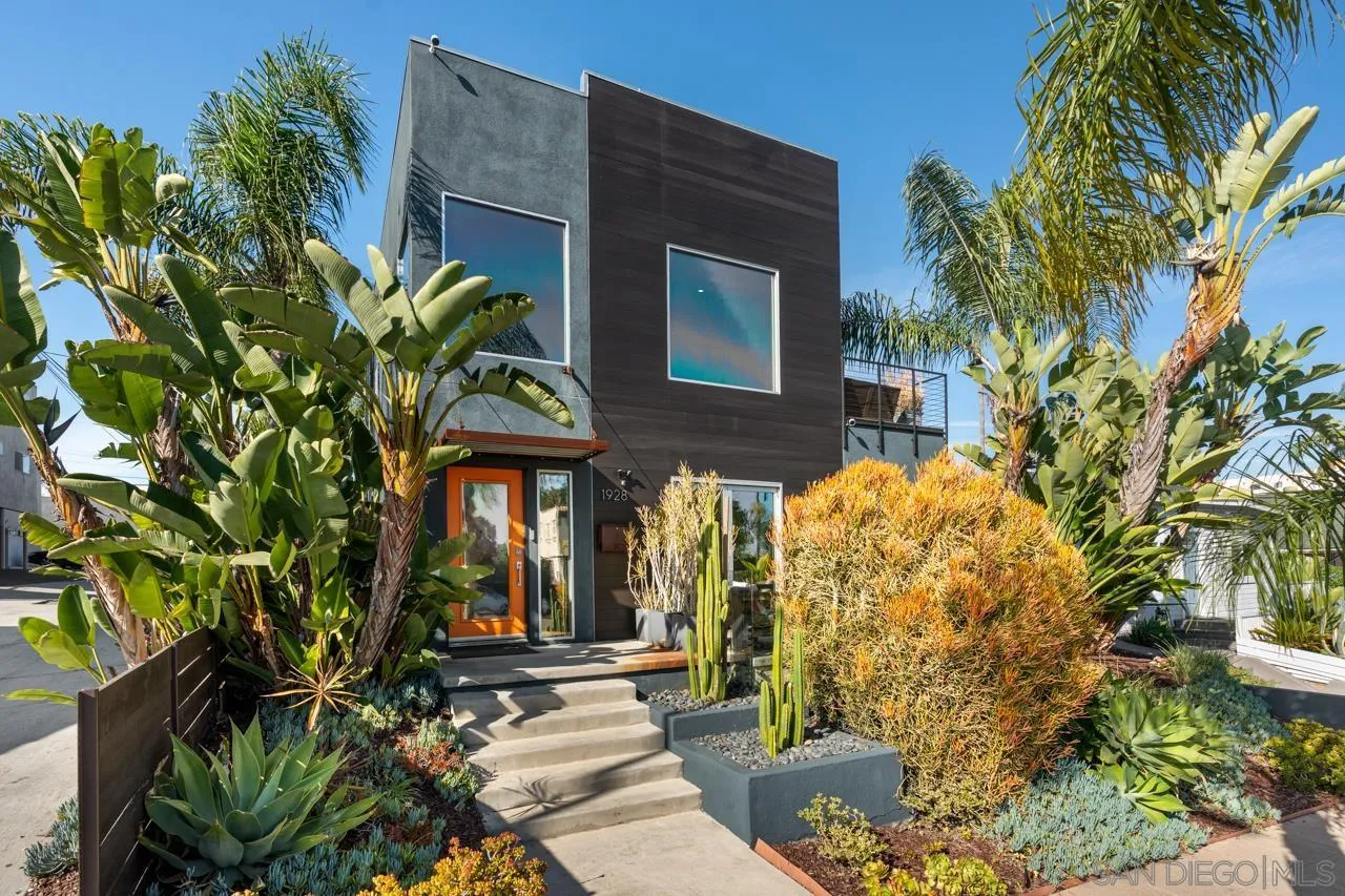 https://cdn.realtyfeed.com/cdn/127/260010749/8addea742b9afcd0bfee16fa868d2000.webp
