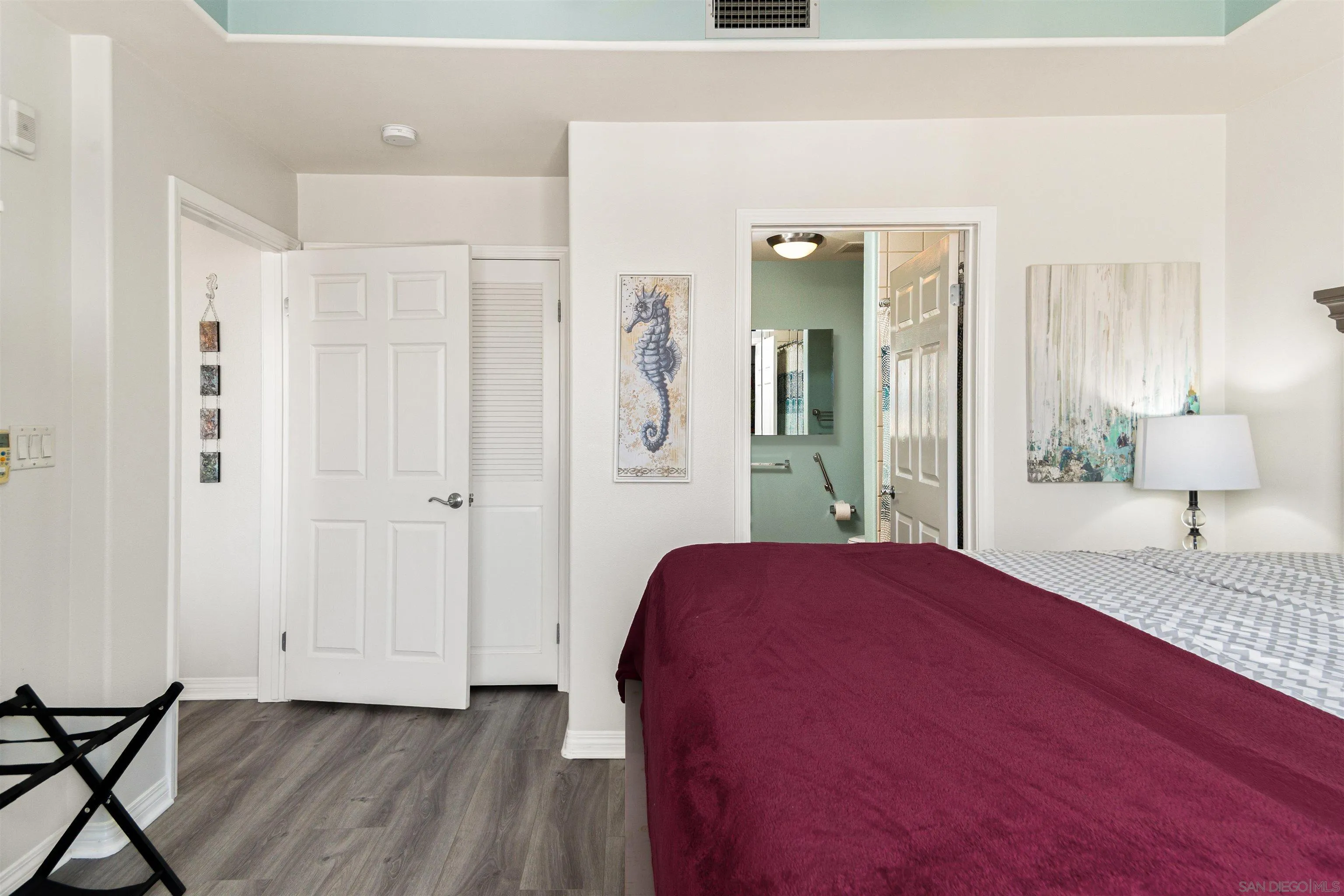 https://cdn.realtyfeed.com/cdn/127/260010751/04fa26446867069e733d965e01c528d3.webp