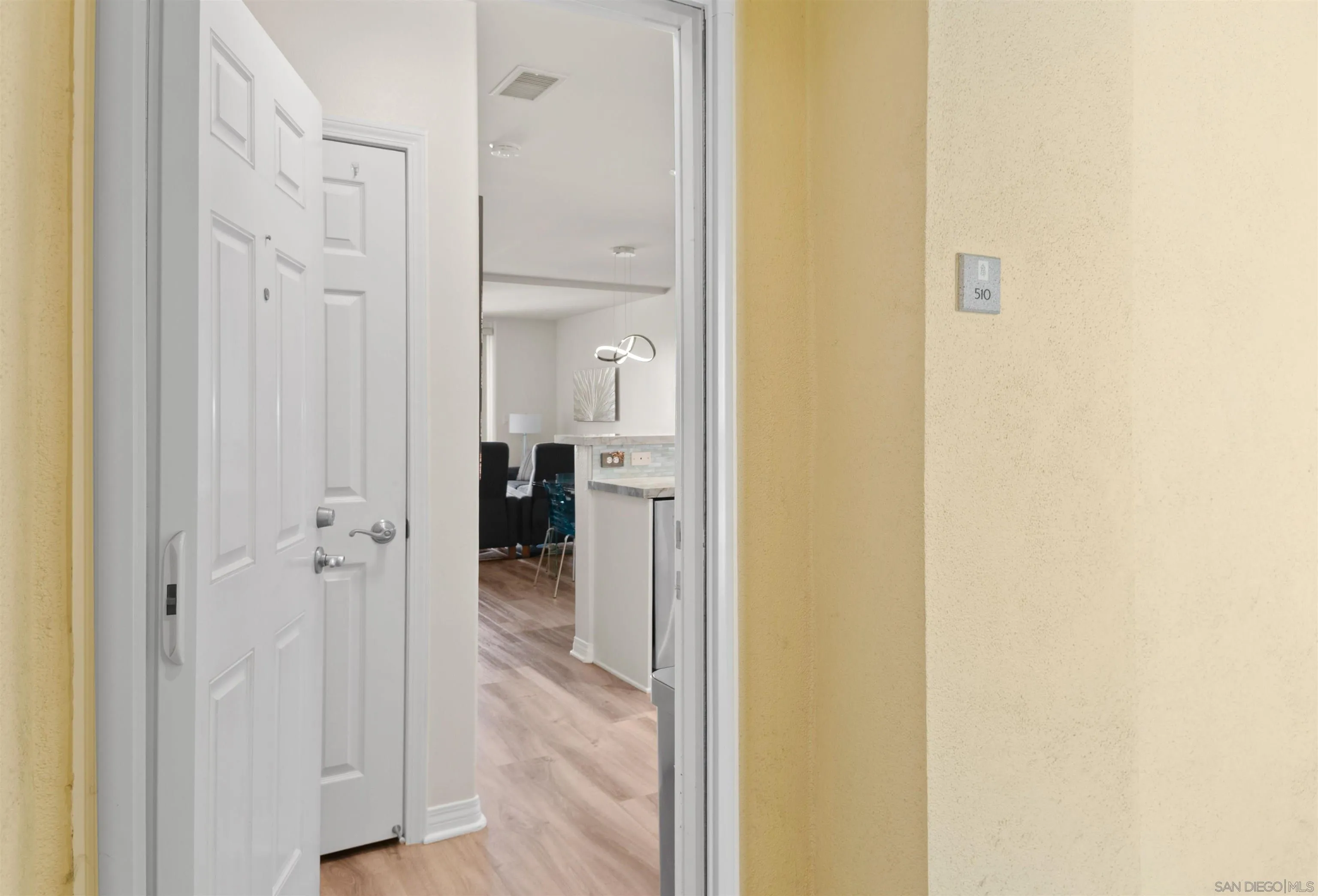 Photo #10: 260010751 Listing: Photo #10