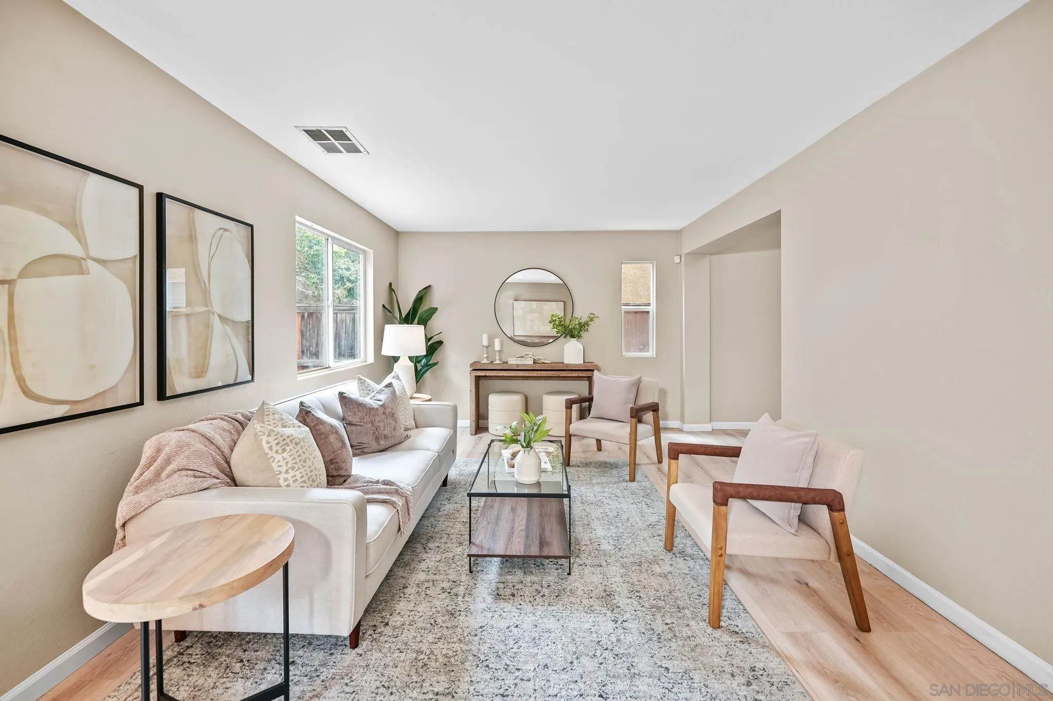 https://cdn.realtyfeed.com/cdn/127/260010754/c6b2142319f05cd7e21def0a83e70411.webp