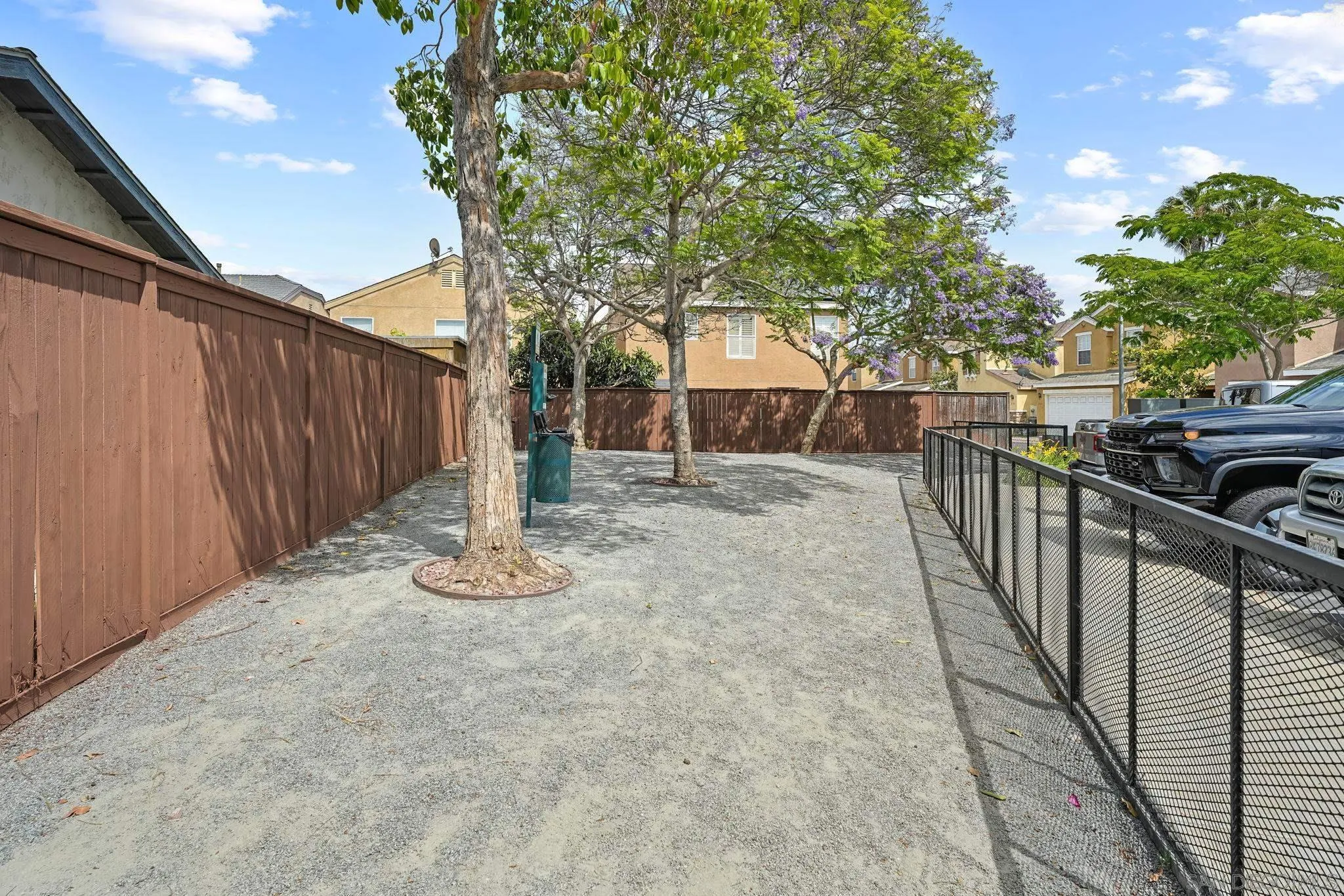https://cdn.realtyfeed.com/cdn/127/260010754/e281705ff78fa2ca4759d6a5ecc8140d.webp