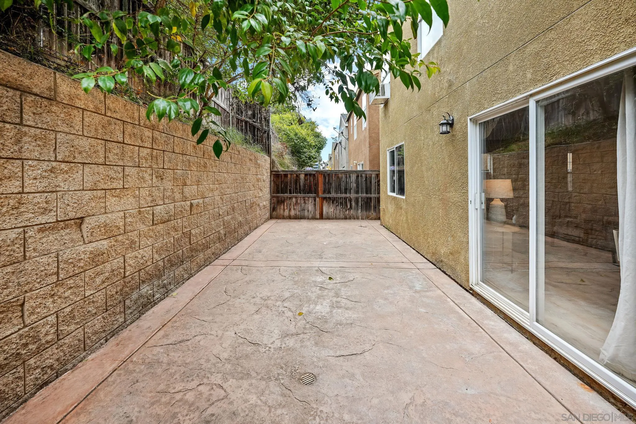 https://cdn.realtyfeed.com/cdn/127/260010754/e3e285de7ea8eafdb6c5e4bbd04eeac7.webp