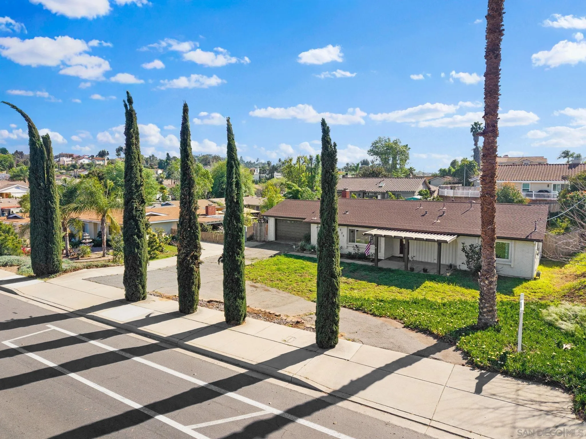 https://cdn.realtyfeed.com/cdn/127/260010761/7efd28fc12b440ab3657e1243cfe94f1.webp