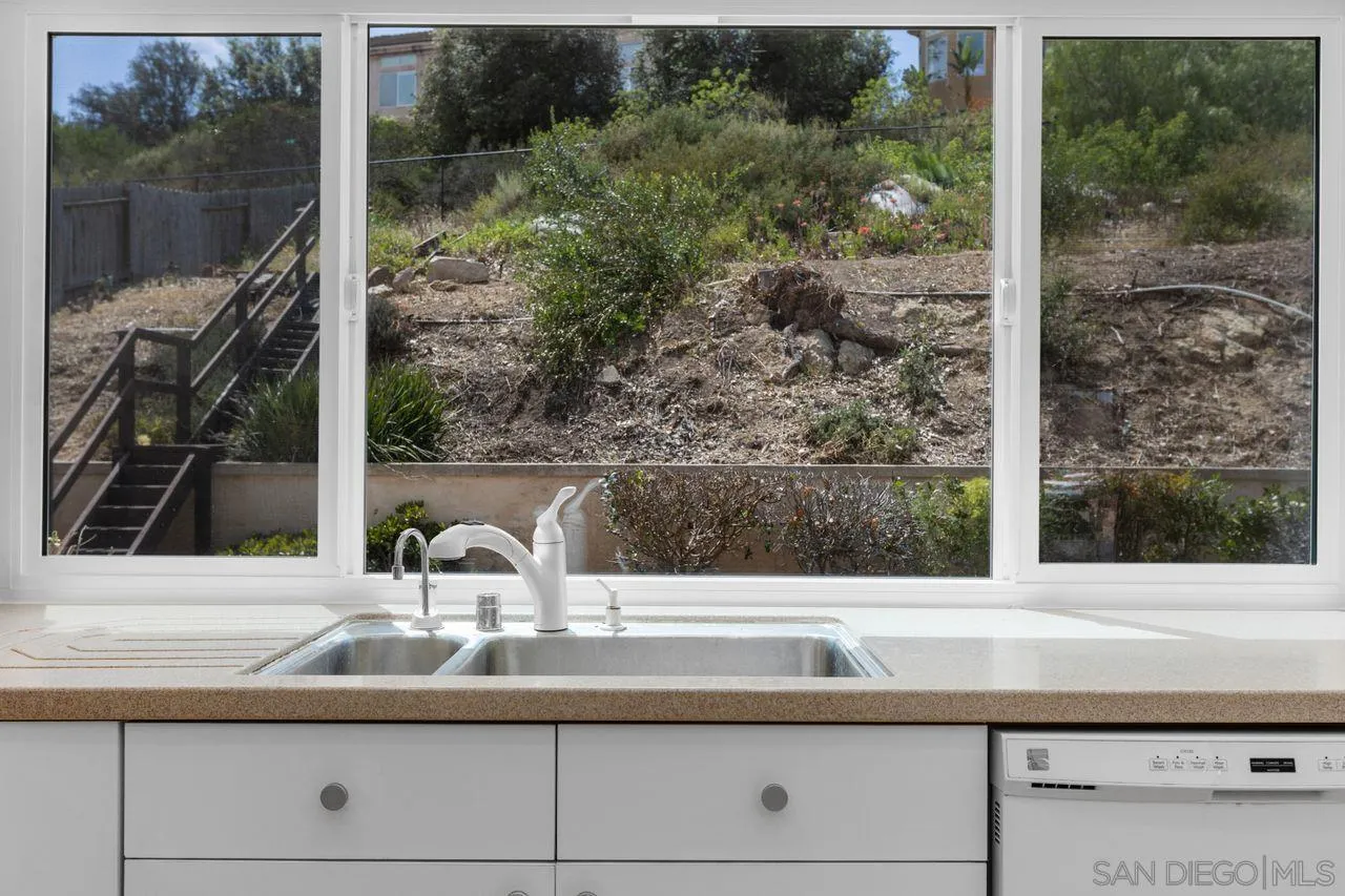 https://cdn.realtyfeed.com/cdn/127/260010763/3b535ad2d6928a3b20fd1847b13a747a.webp