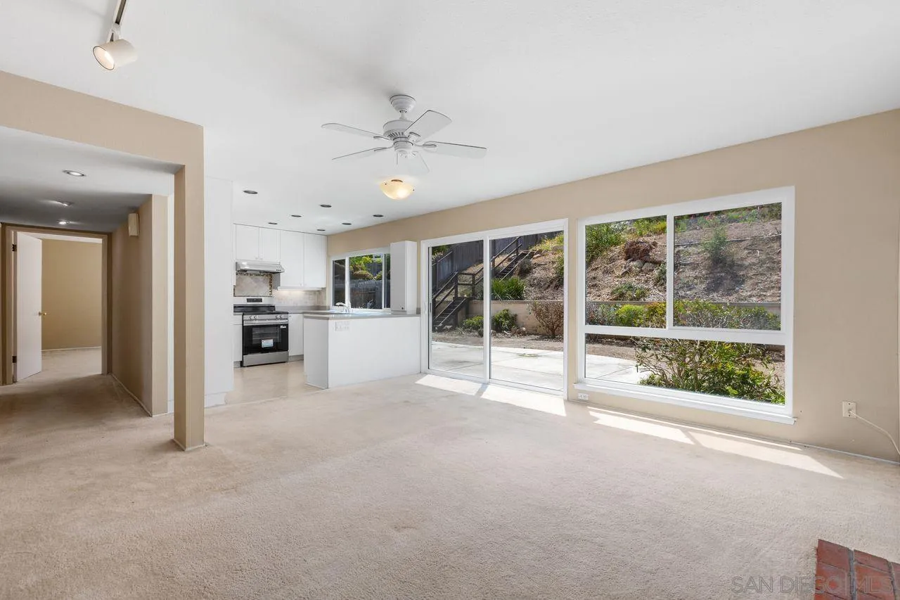 https://cdn.realtyfeed.com/cdn/127/260010763/431033539c867afa8c340b64694dffc3.webp