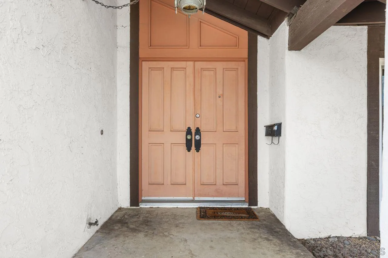 https://cdn.realtyfeed.com/cdn/127/260010763/e945909301a5837646d426273cd4ff9f.webp