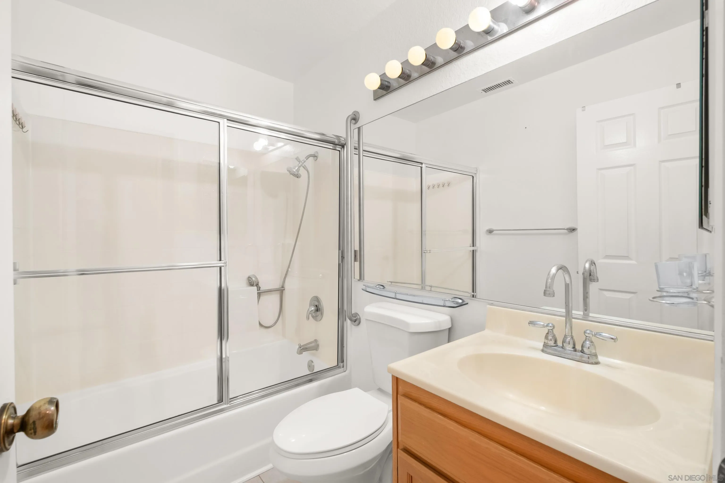 7275 Calabria Court UNIT 70, San Diego, CA, 92122