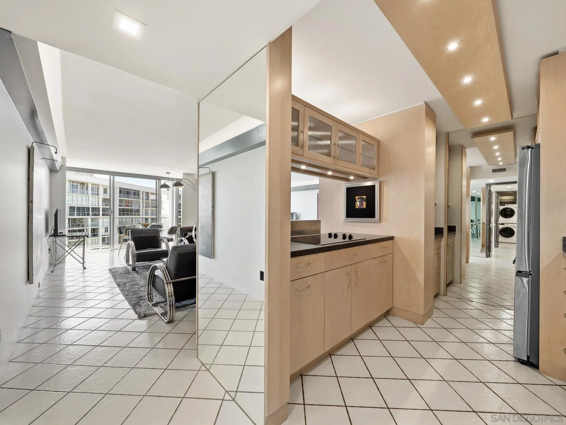 https://cdn.realtyfeed.com/cdn/127/260010775/79d7e3a3a1b1a4051a617779240bddba.webp