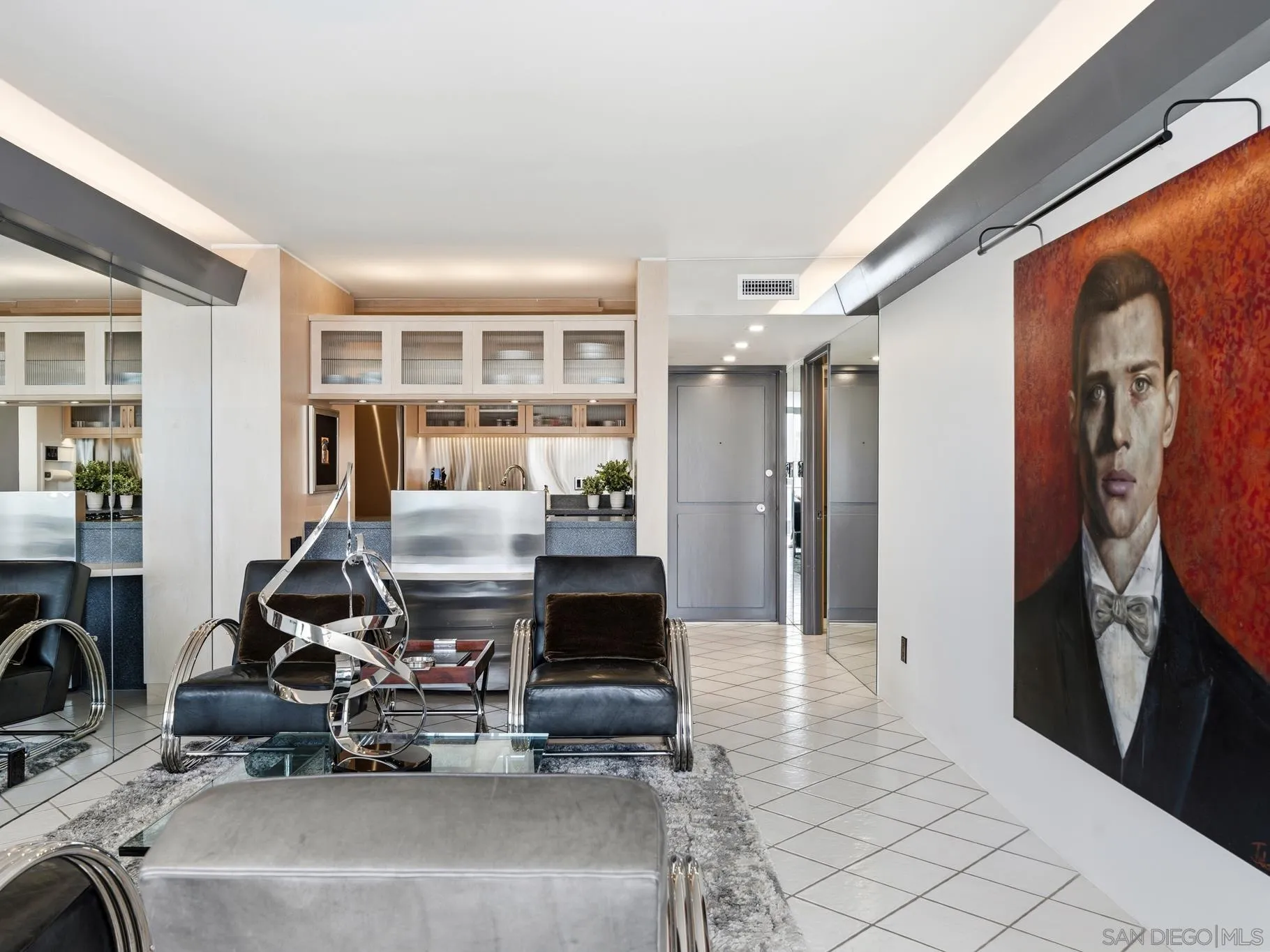 https://cdn.realtyfeed.com/cdn/127/260010775/b8e2b3eb21d54f30daff9f1e5b3860d4.webp