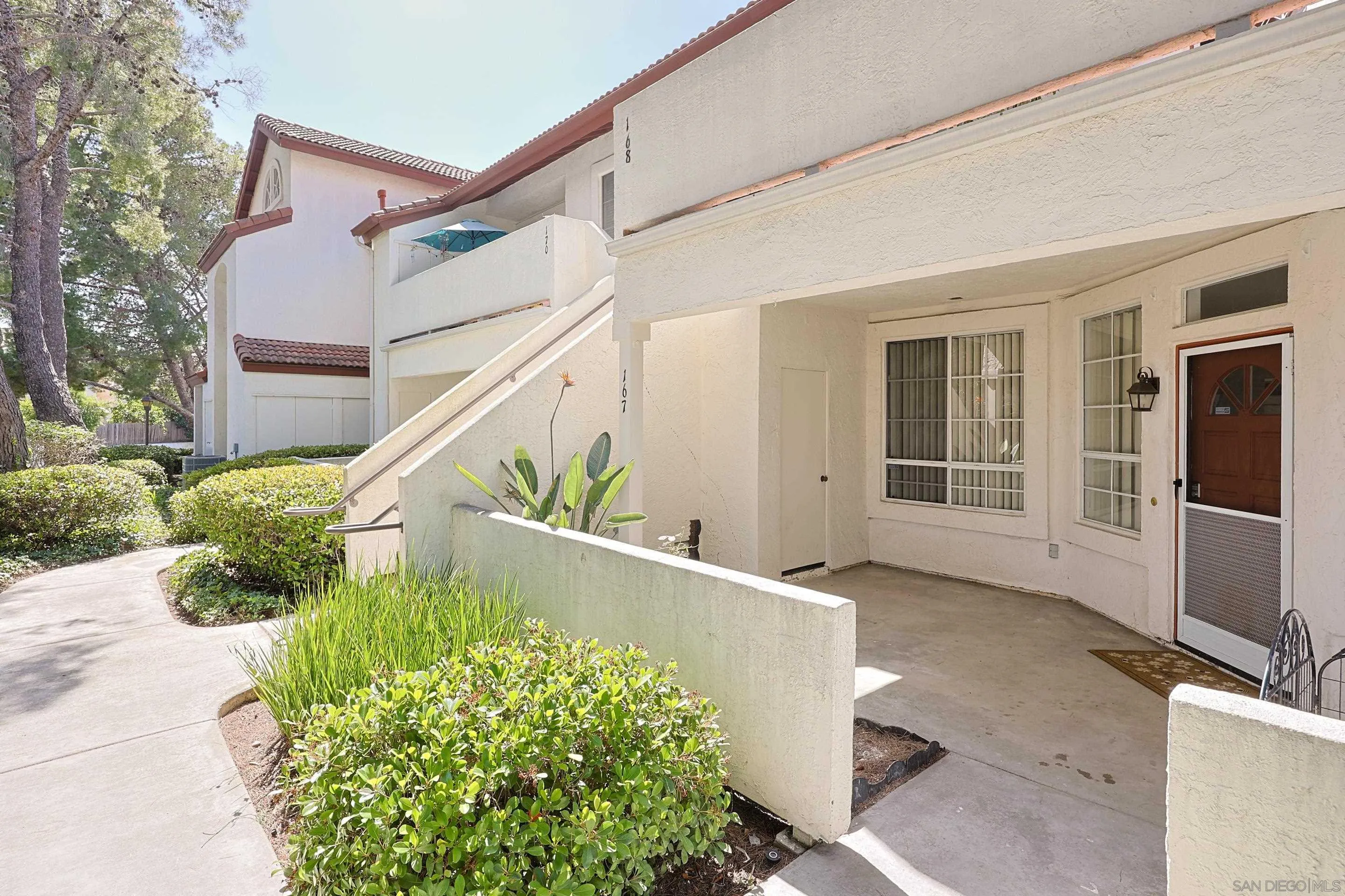 https://cdn.realtyfeed.com/cdn/127/260010777/8fc033f37fadbcdfc259f5d39679f86d.webp