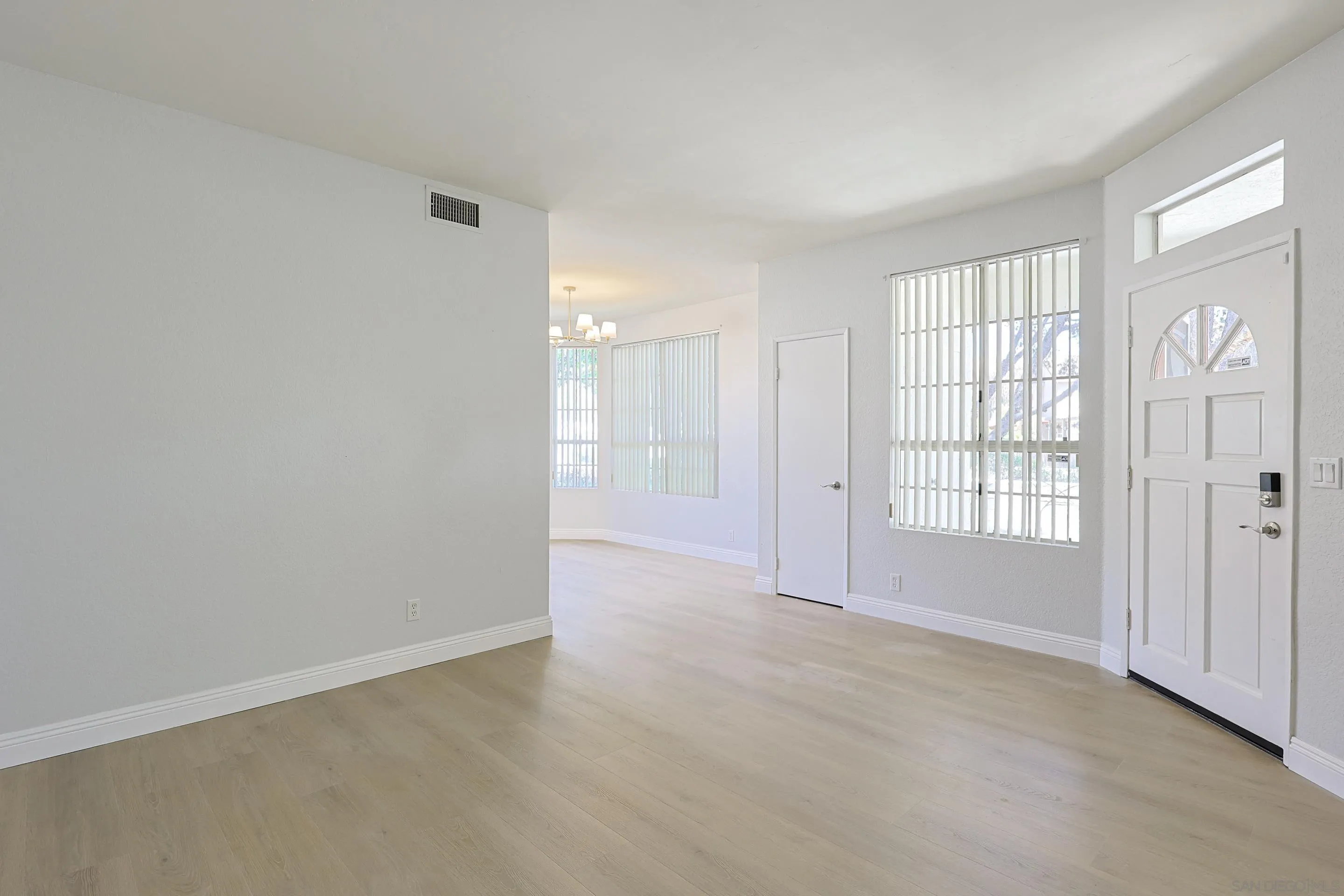 https://cdn.realtyfeed.com/cdn/127/260010777/b06f63a4caf8482f6f517d881c6b2d96.webp