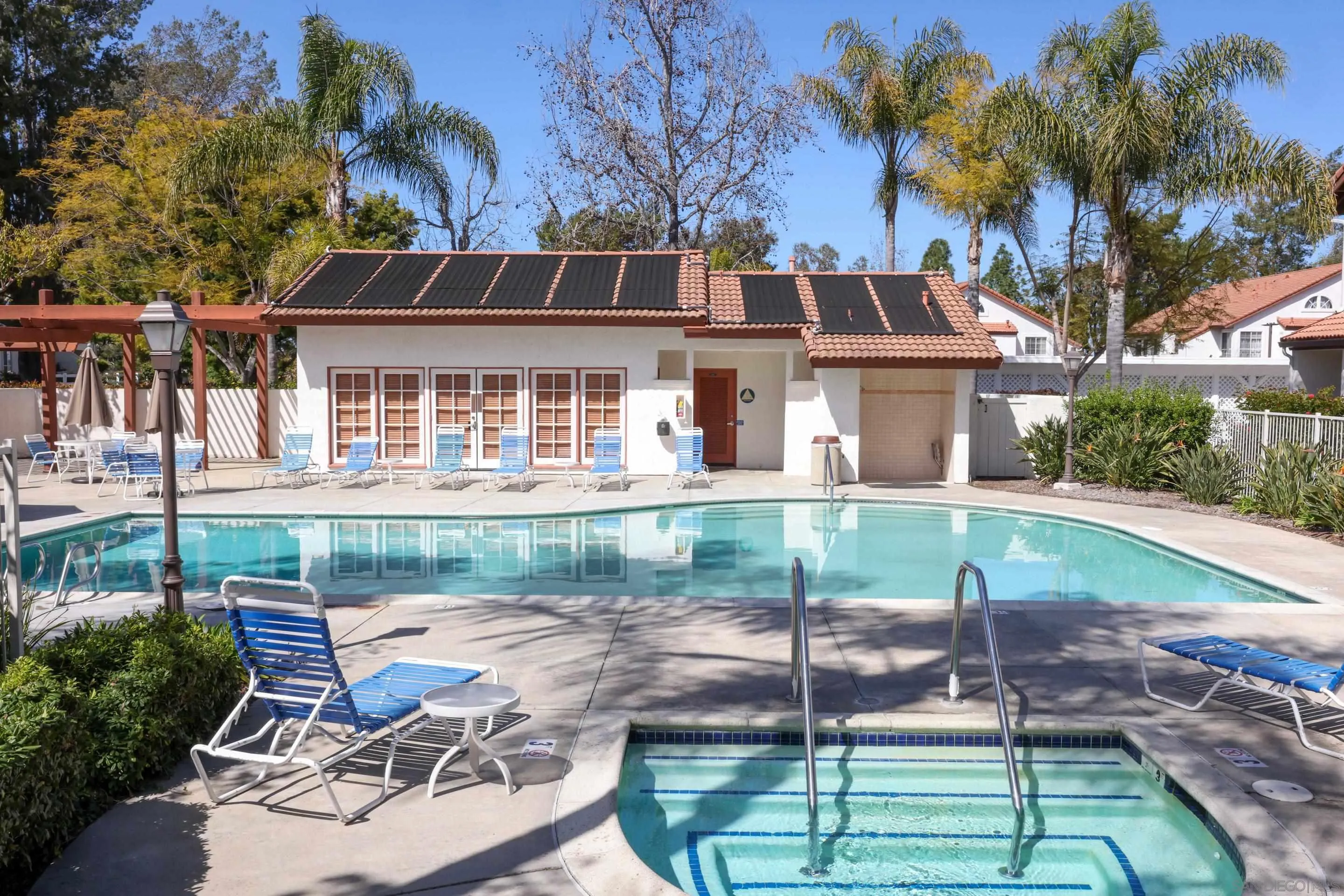 https://cdn.realtyfeed.com/cdn/127/260010777/f11529b5e88c82b3950d18d4a69bd544.webp