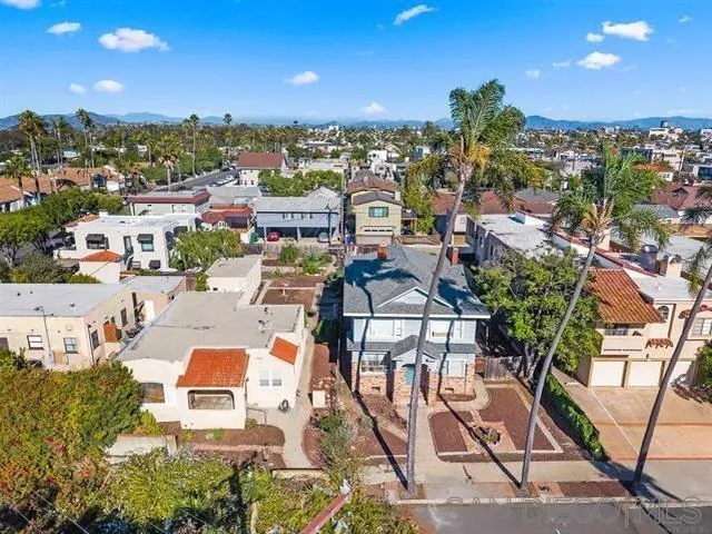 https://cdn.realtyfeed.com/cdn/127/260010778/d267b54062d6489a3d888d161ae0cf93.webp