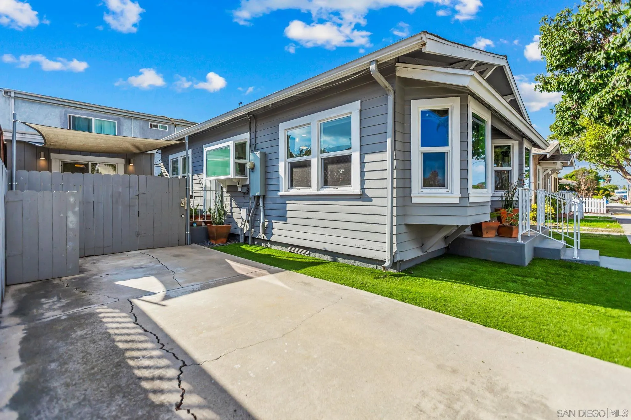 https://cdn.realtyfeed.com/cdn/127/260010779/a37958dcb7195e74a12f8707de6c0668.webp