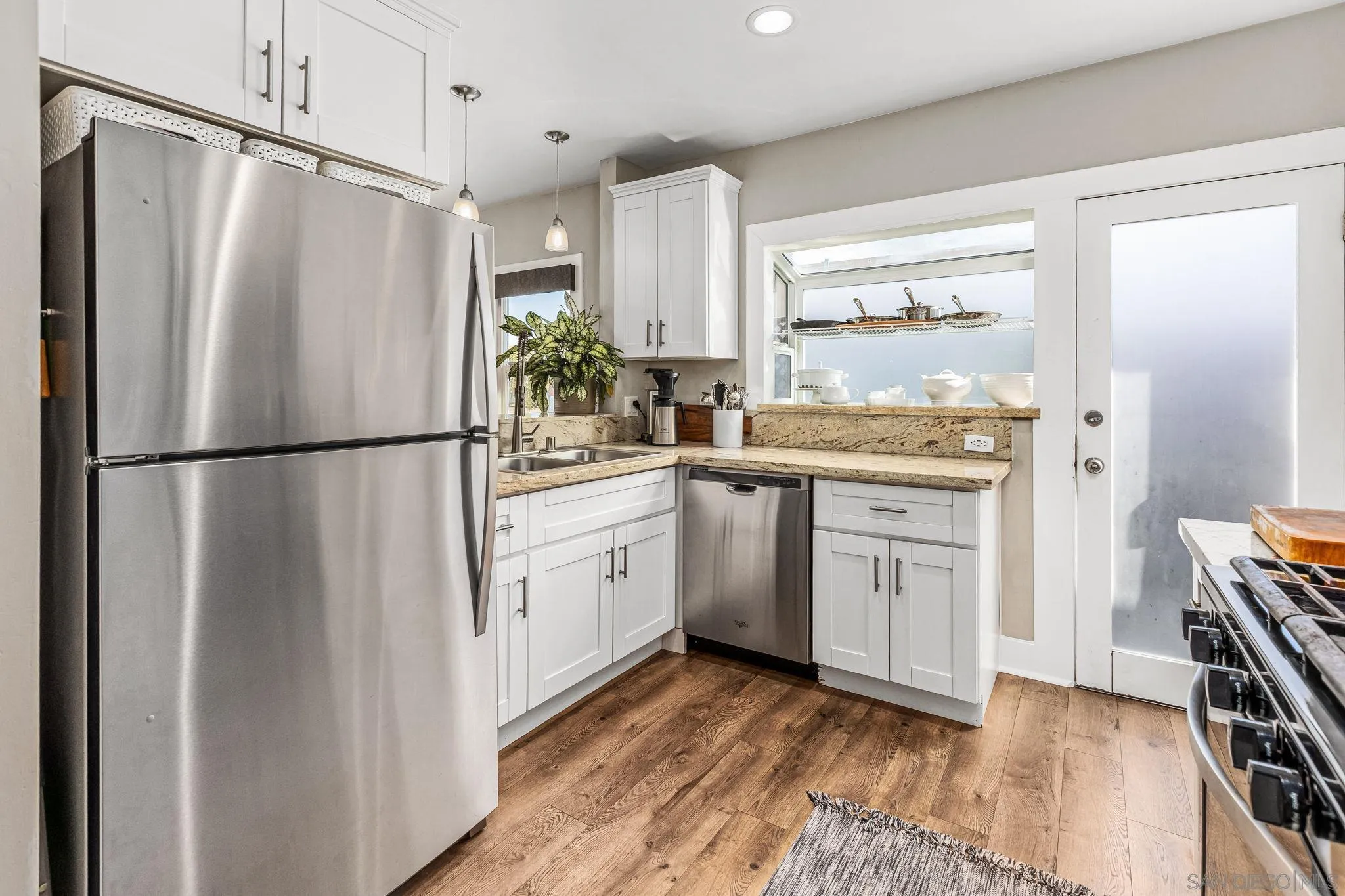 https://cdn.realtyfeed.com/cdn/127/260010779/bbd1d4e522c88516e958f6da2a345f60.webp