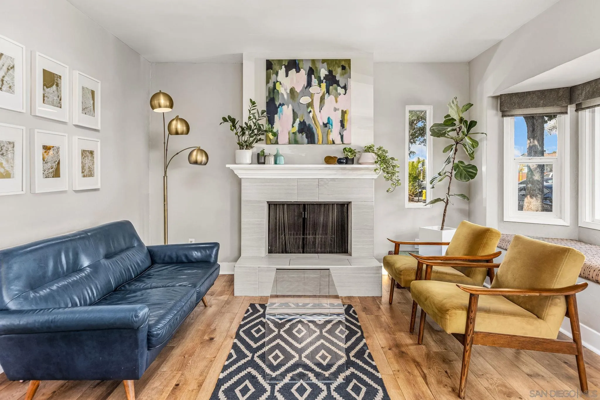 https://cdn.realtyfeed.com/cdn/127/260010779/eda8f70cd8a3b7df4a866650c948c7ac.webp