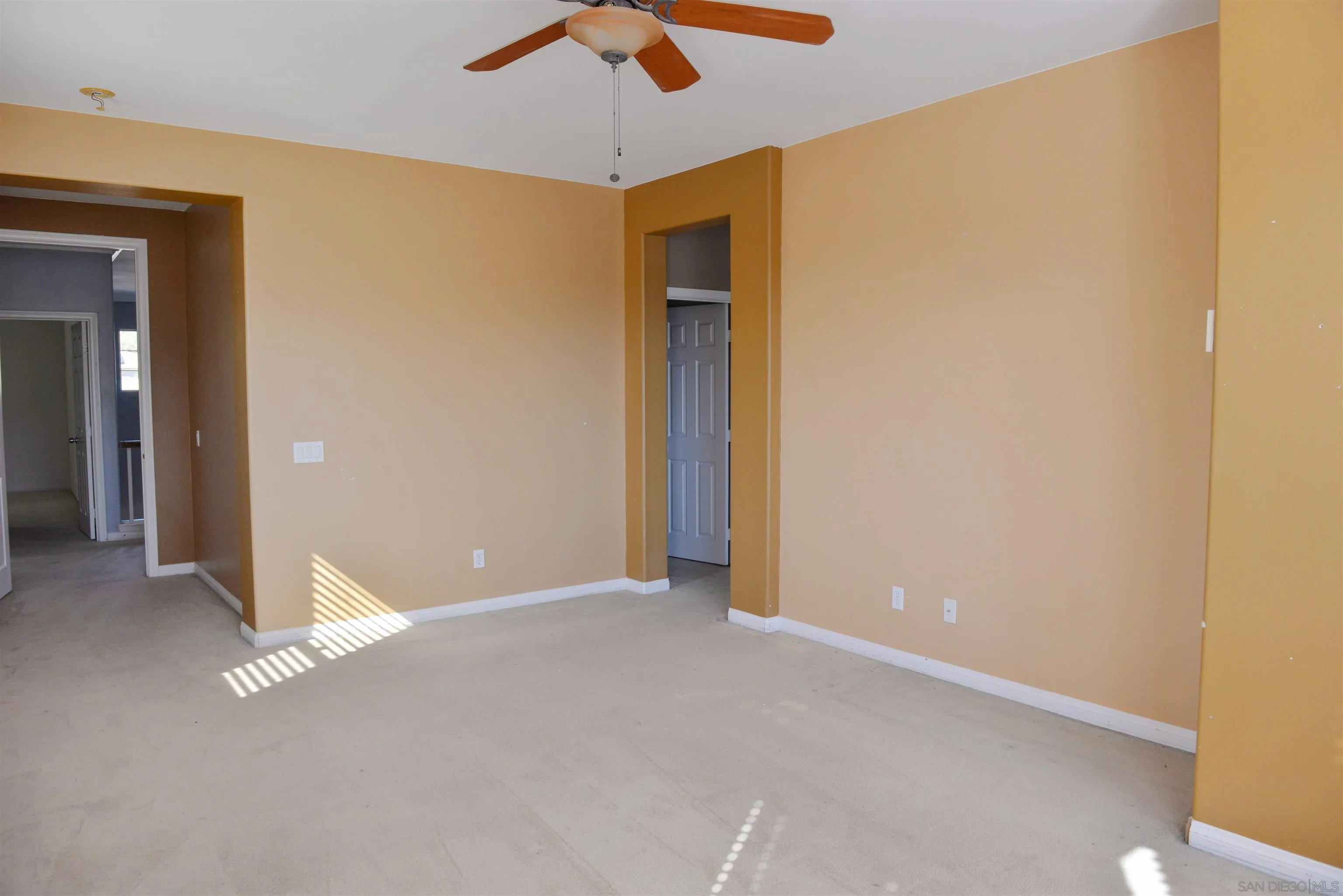 https://cdn.realtyfeed.com/cdn/127/260010787/1743053d9353e7a6baa2e4e5e0d8faf1.webp