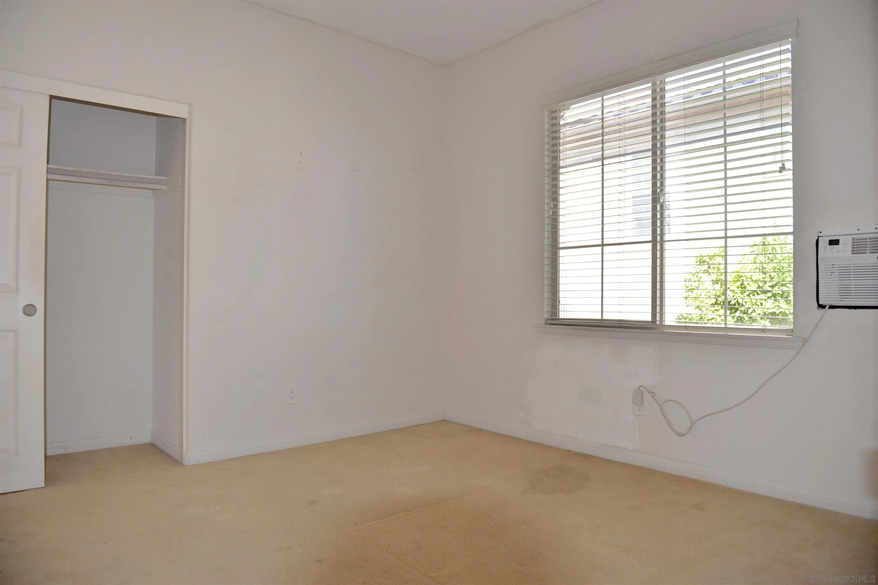 https://cdn.realtyfeed.com/cdn/127/260010787/269fdf541aa16a03a5839ea5d3e7e4de.webp