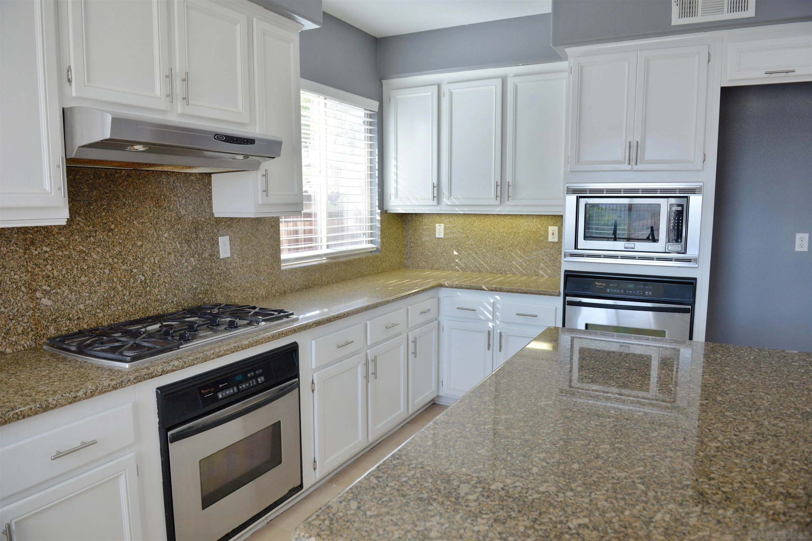 https://cdn.realtyfeed.com/cdn/127/260010787/2cb8fbe5d034e1f0a11d793c931e3aac.webp