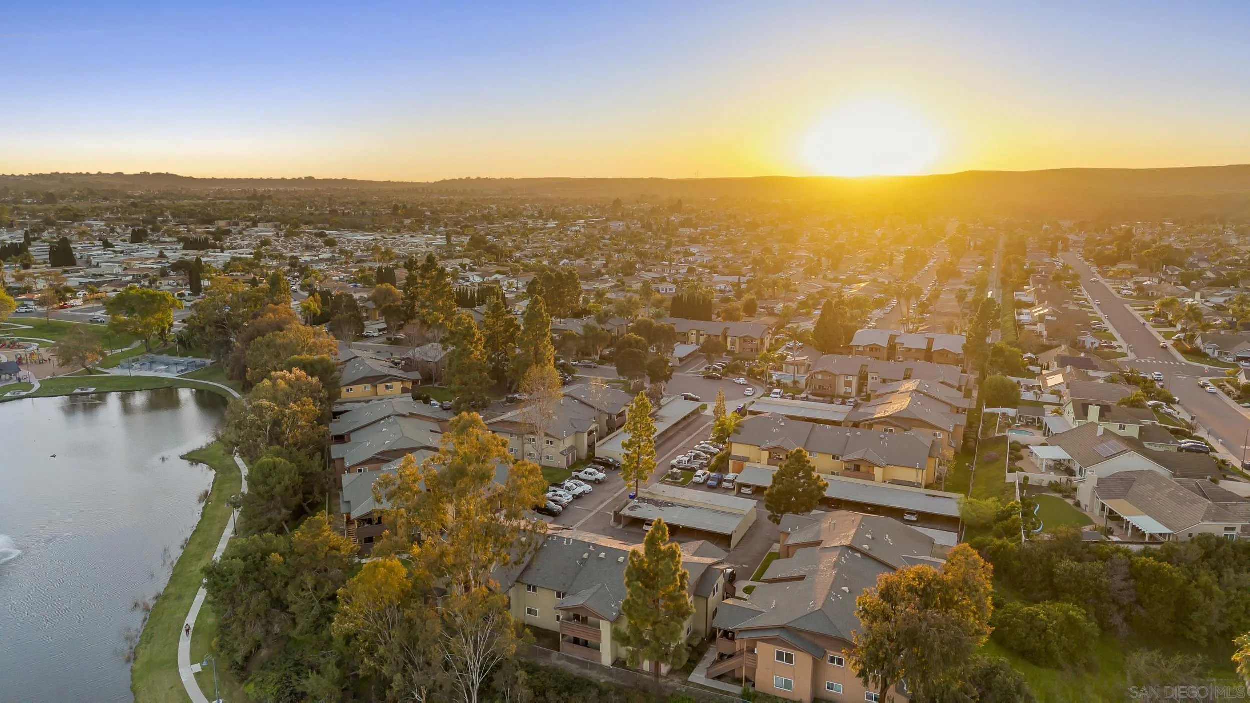 522 Calle Montecito UNIT 114, Oceanside, CA, 92057