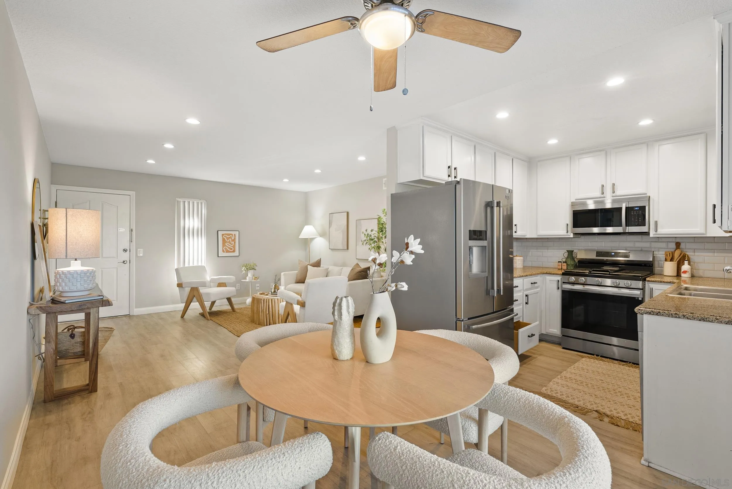 522 Calle Montecito UNIT 114, Oceanside, CA, 92057