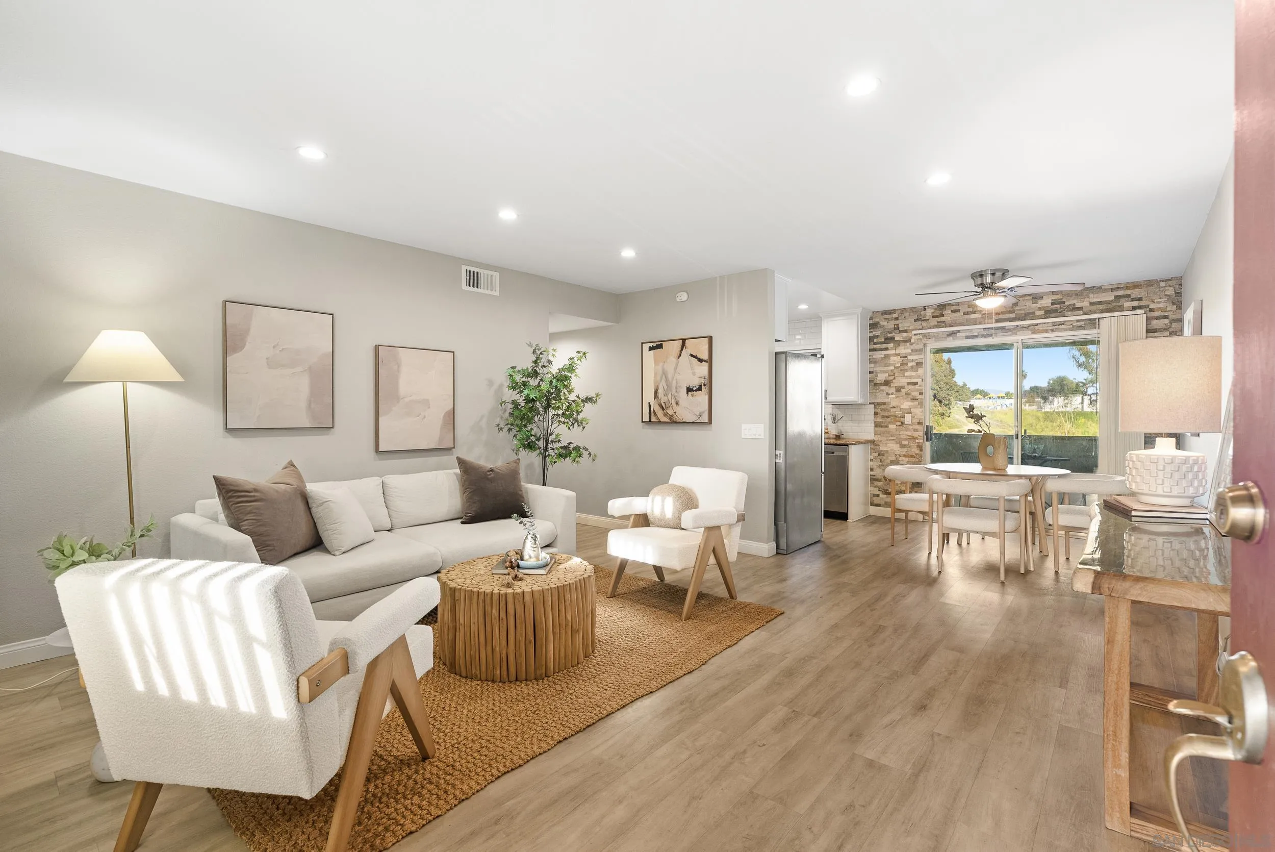 522 Calle Montecito UNIT 114, Oceanside, CA, 92057